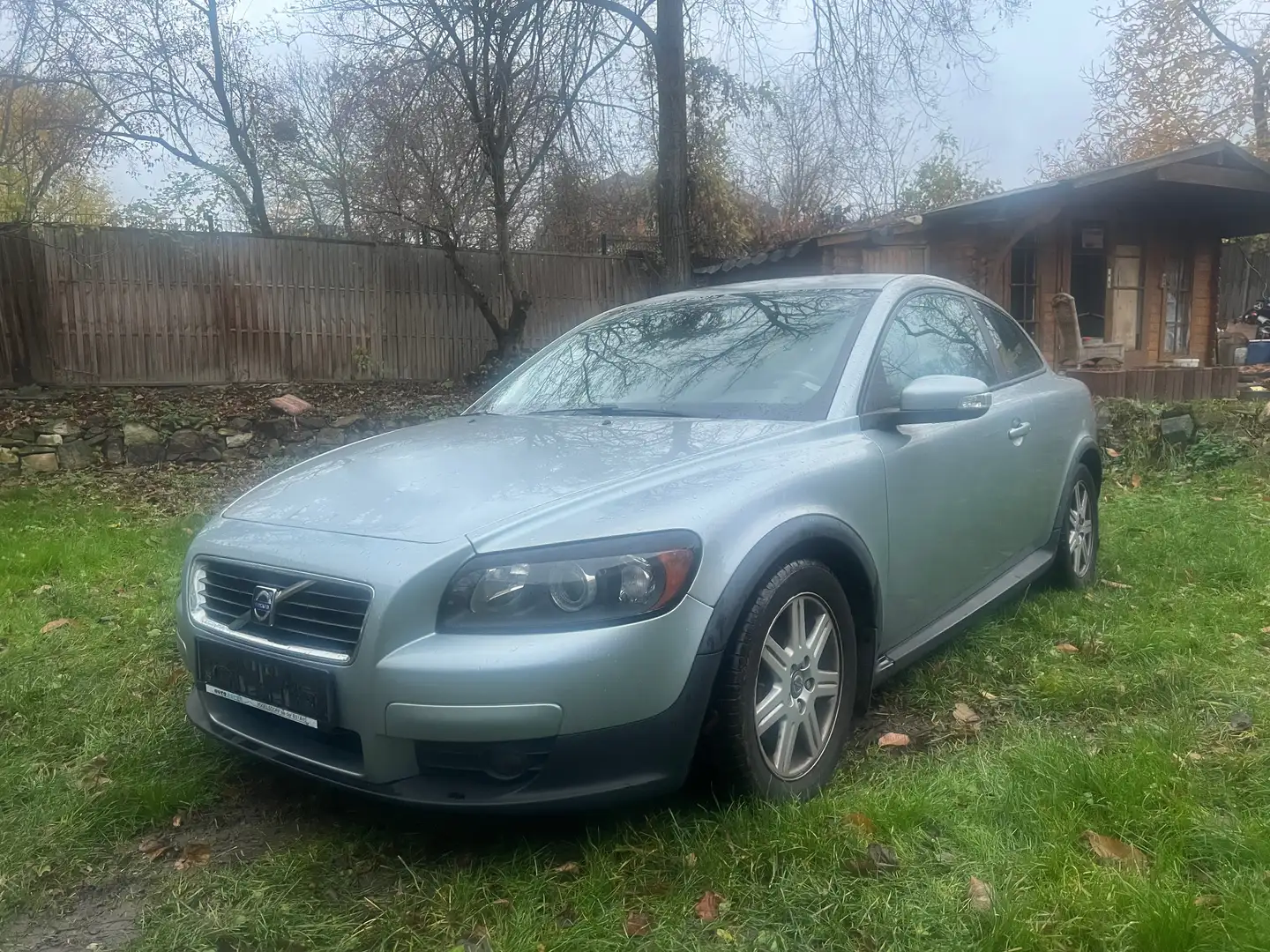 Volvo C30 C30 1.8 Momentum Silber - 2