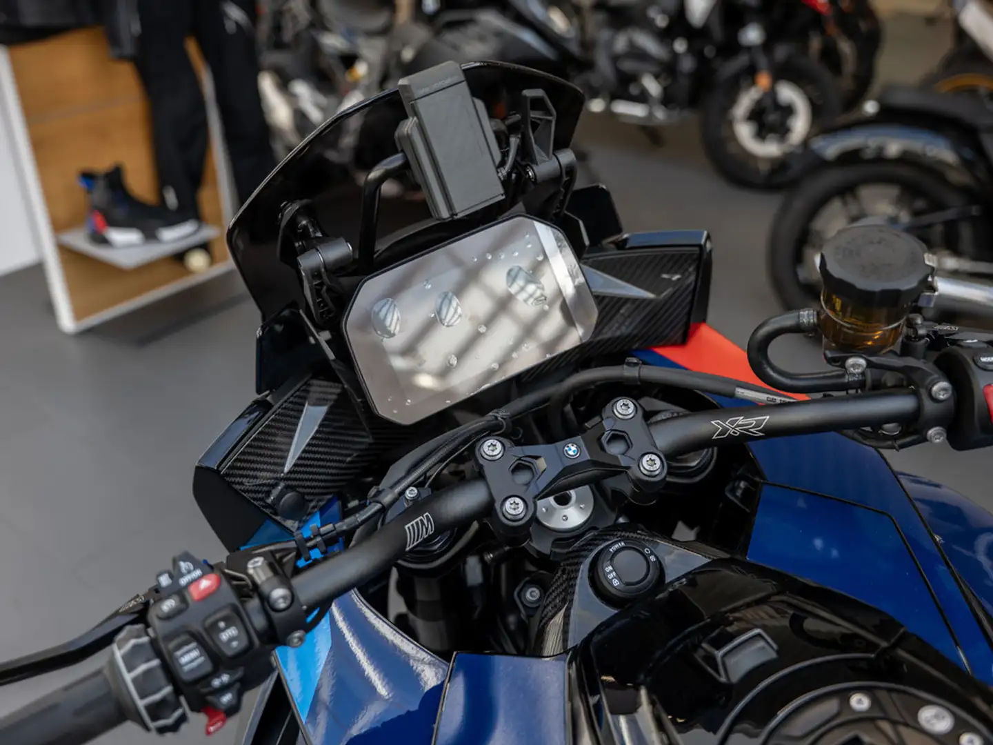 BMW M 1000 XR COMPETITION-P. AKRAPOVIC LED Negro - 2