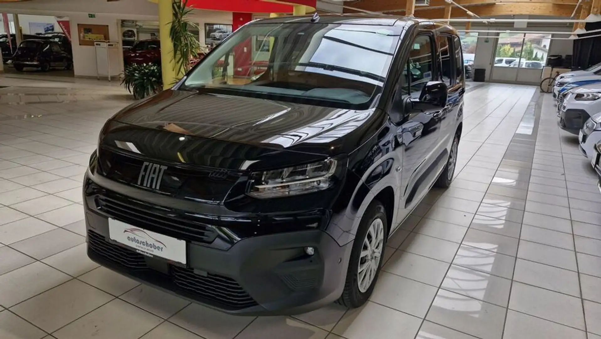 Fiat Doblo Basis 100 kW Schwarz - 1
