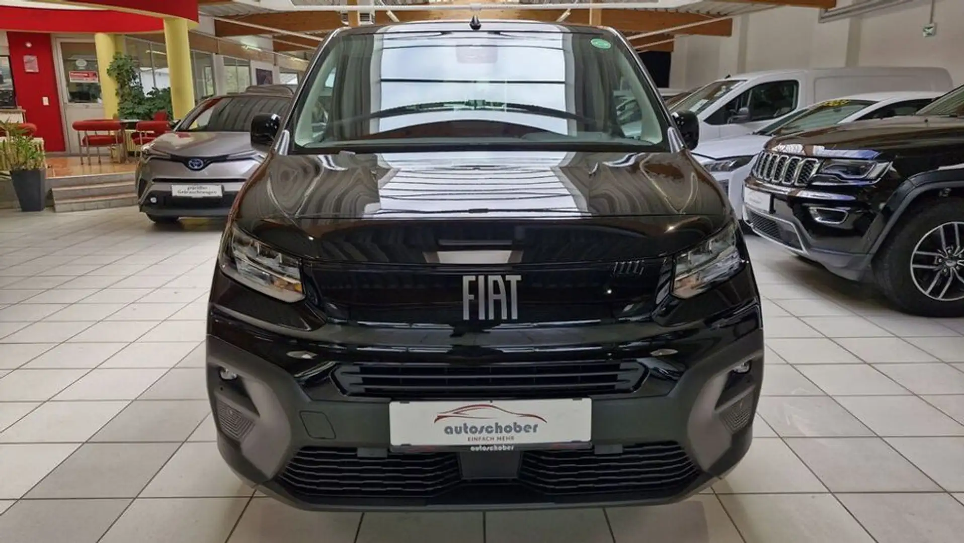 Fiat Doblo Basis 100 kW Schwarz - 2