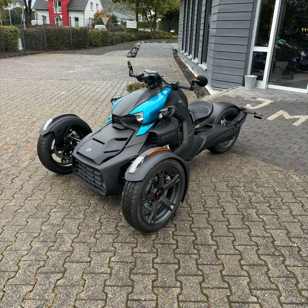 Can-Am Ryker 600  inkl.  5 Jahre Garantie Černá - 1