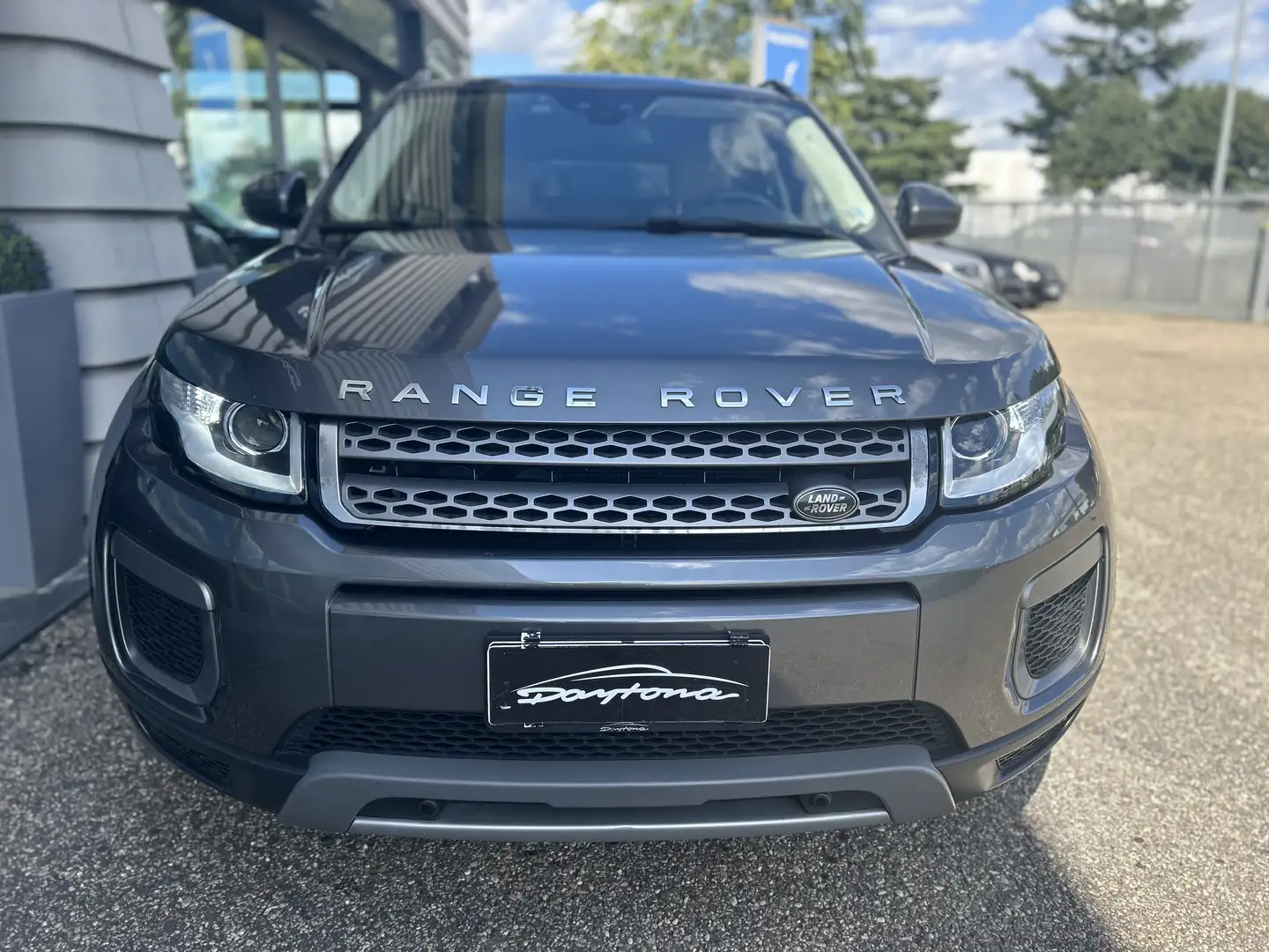 Land Rover Range Rover Evoque Range Rover Evoque  2.0 td4 SE Dynamic 180cv auto Grijs - 1
