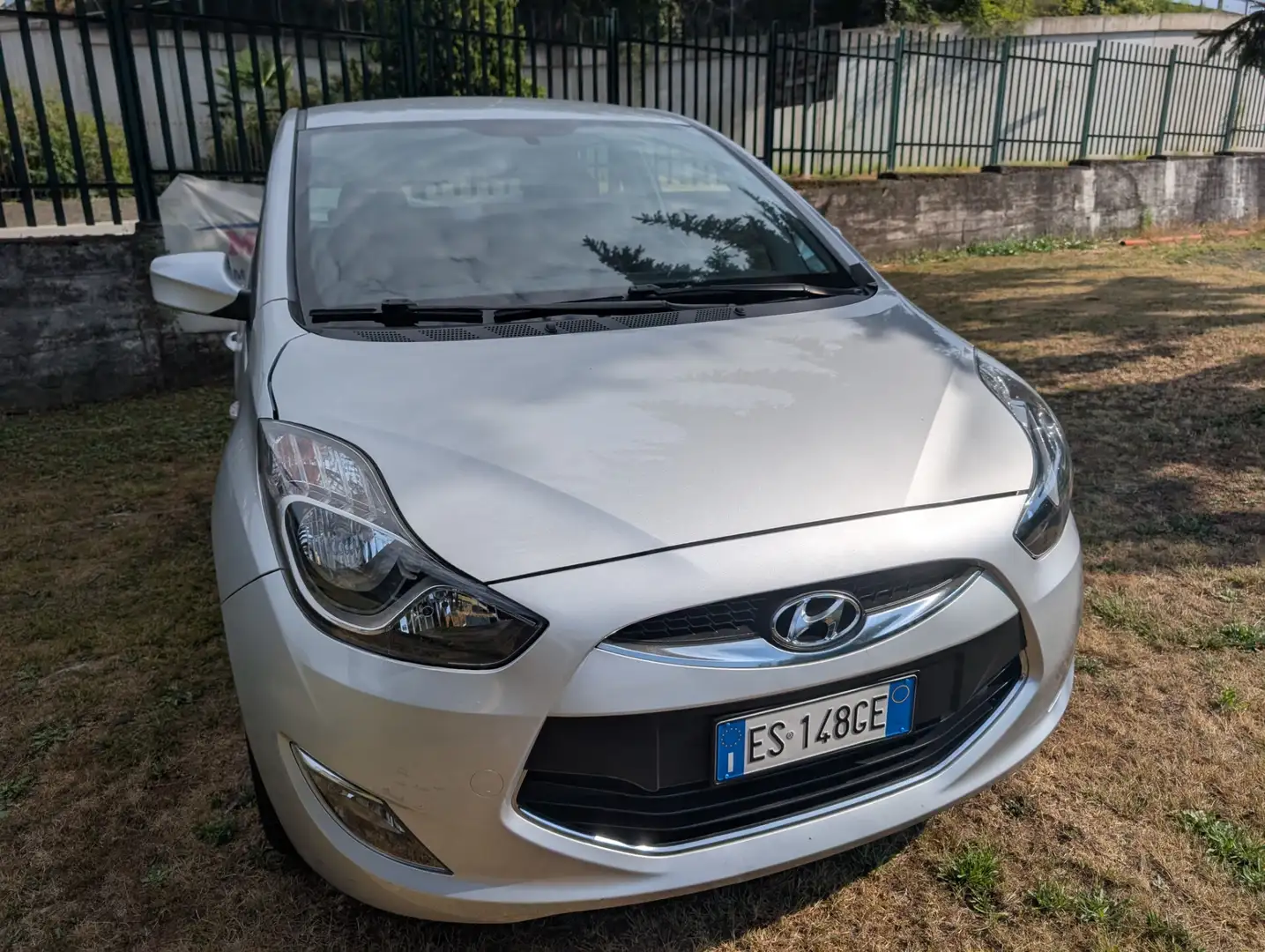 Hyundai iX20 1.4 90 CV Comfort UNICO PROPRIETARIO Argento - 1