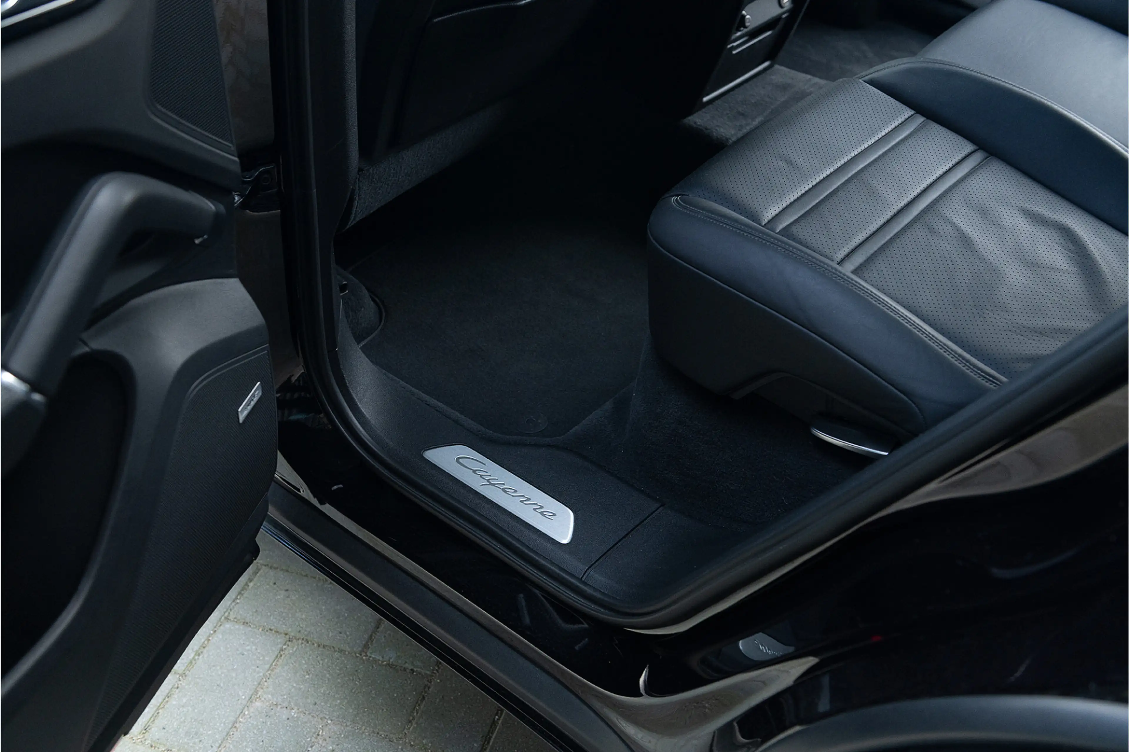 Porsche Cayenne 3.0 E-Hybrid ACC Pano PDLS+ GTS Stoelvent. Sport C — photo 15