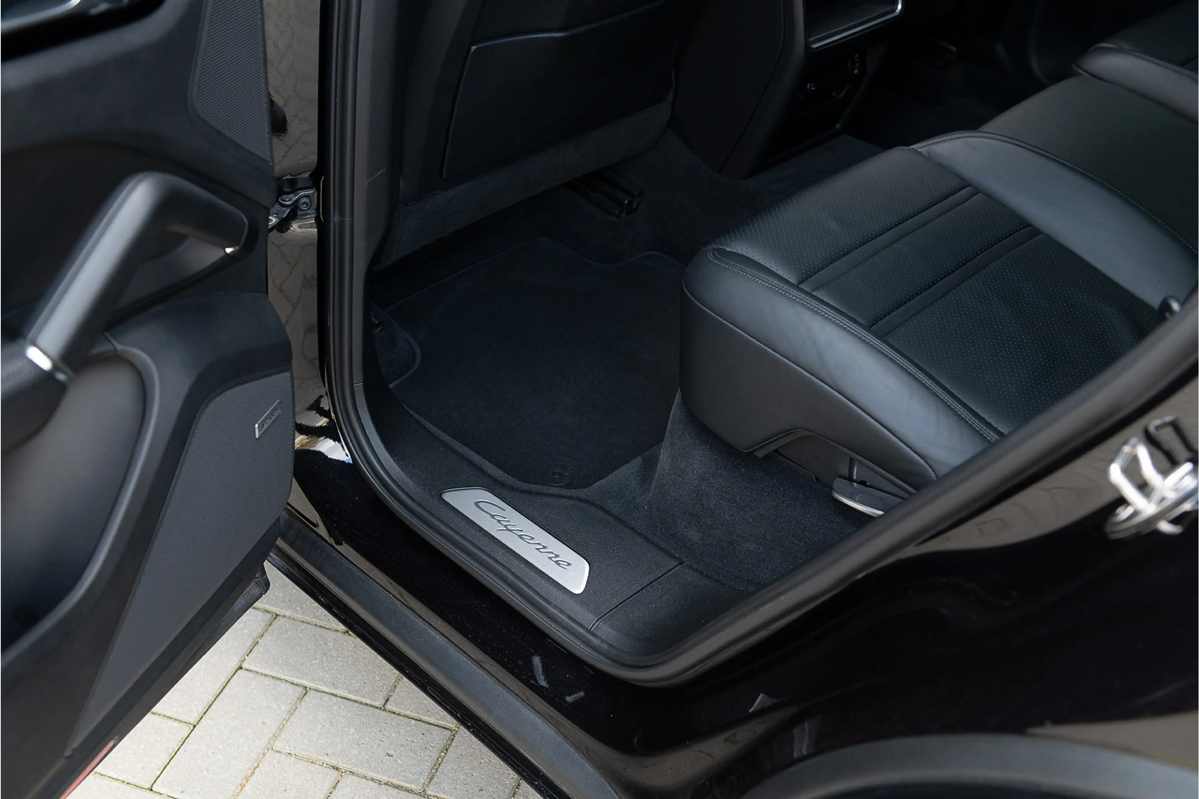 Porsche Cayenne 3.0 E-Hybrid ACC Pano PDLS+ GTS Stoelvent. Sport C — photo 34