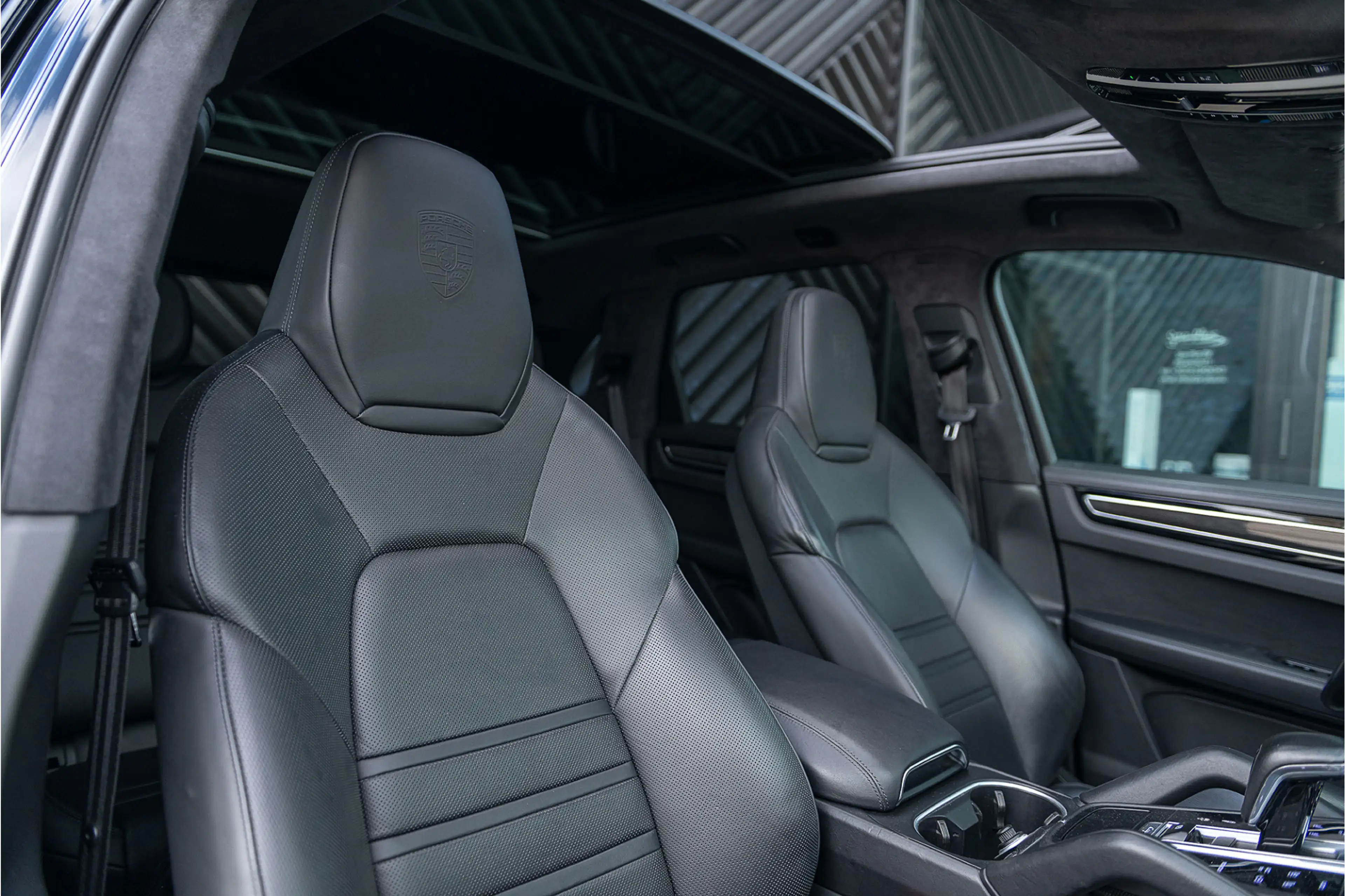 Porsche Cayenne 3.0 E-Hybrid ACC Pano PDLS+ GTS Stoelvent. Sport C — photo 5