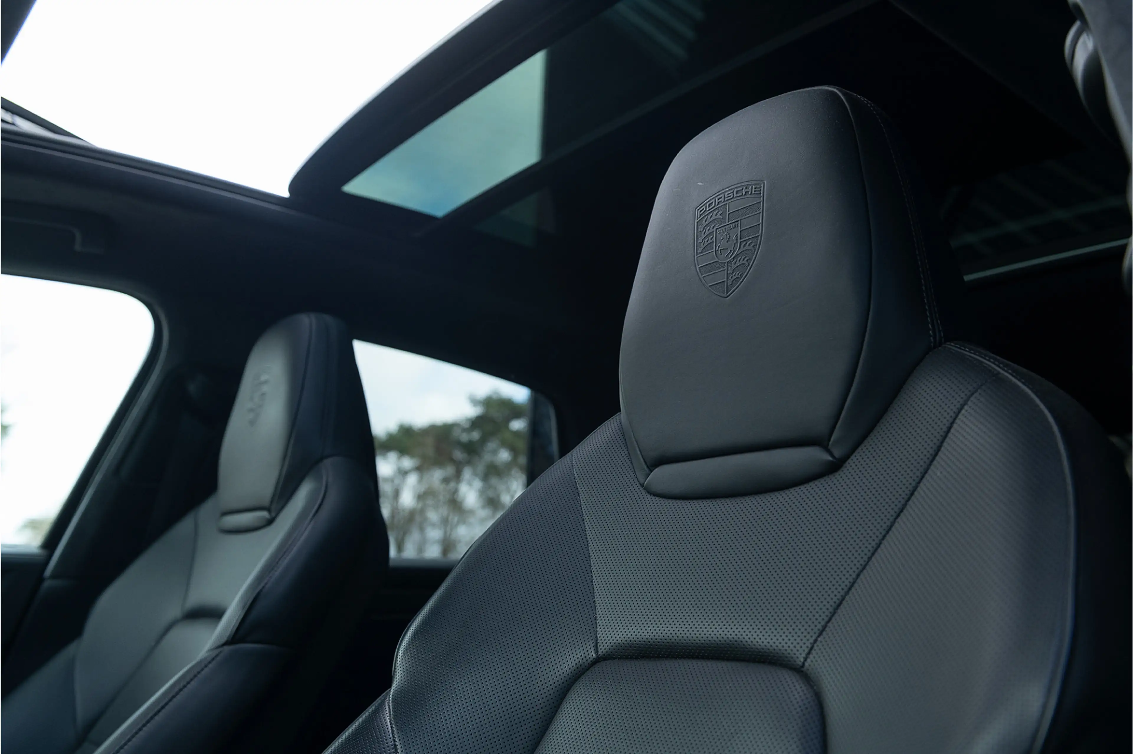 Porsche Cayenne 3.0 E-Hybrid ACC Pano PDLS+ GTS Stoelvent. Sport C — photo 16