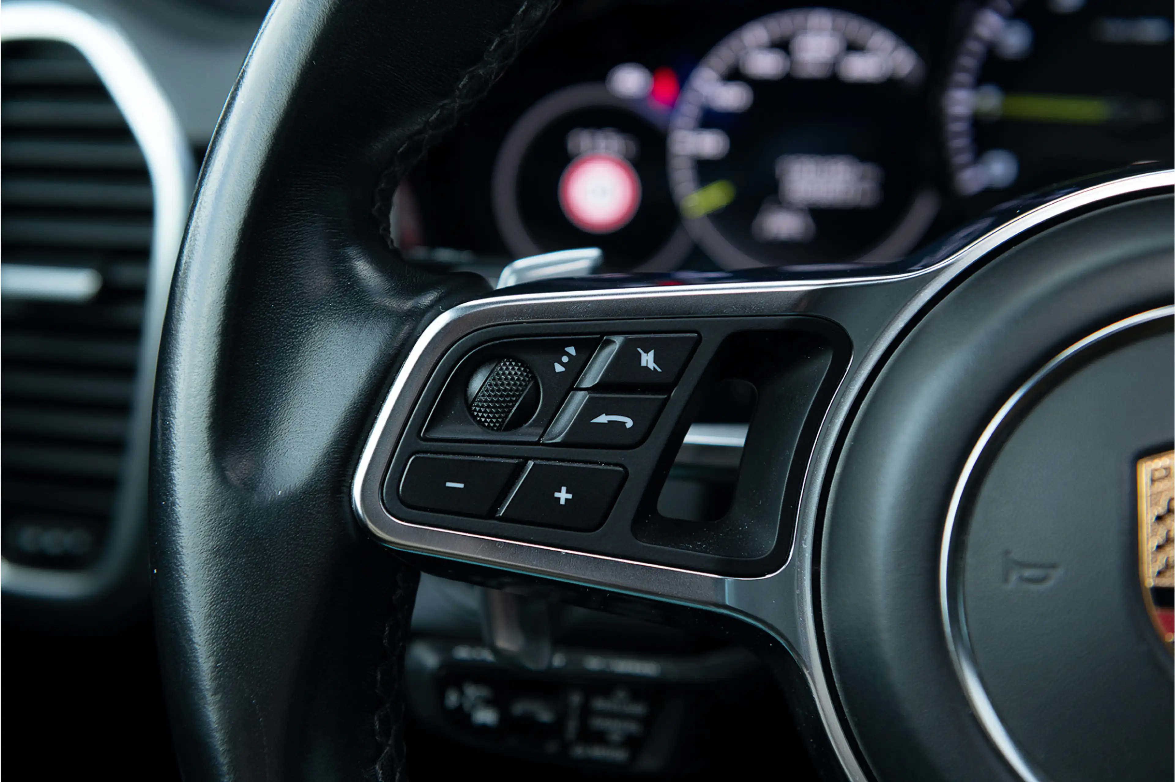 Porsche Cayenne 3.0 E-Hybrid ACC Pano PDLS+ GTS Stoelvent. Sport C — photo 22