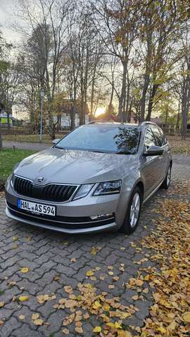 Skoda Octavia Octavia Combi 1.6 TDI DSG Style