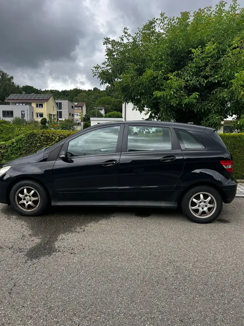 Mercedes-Benz B 150 - 1