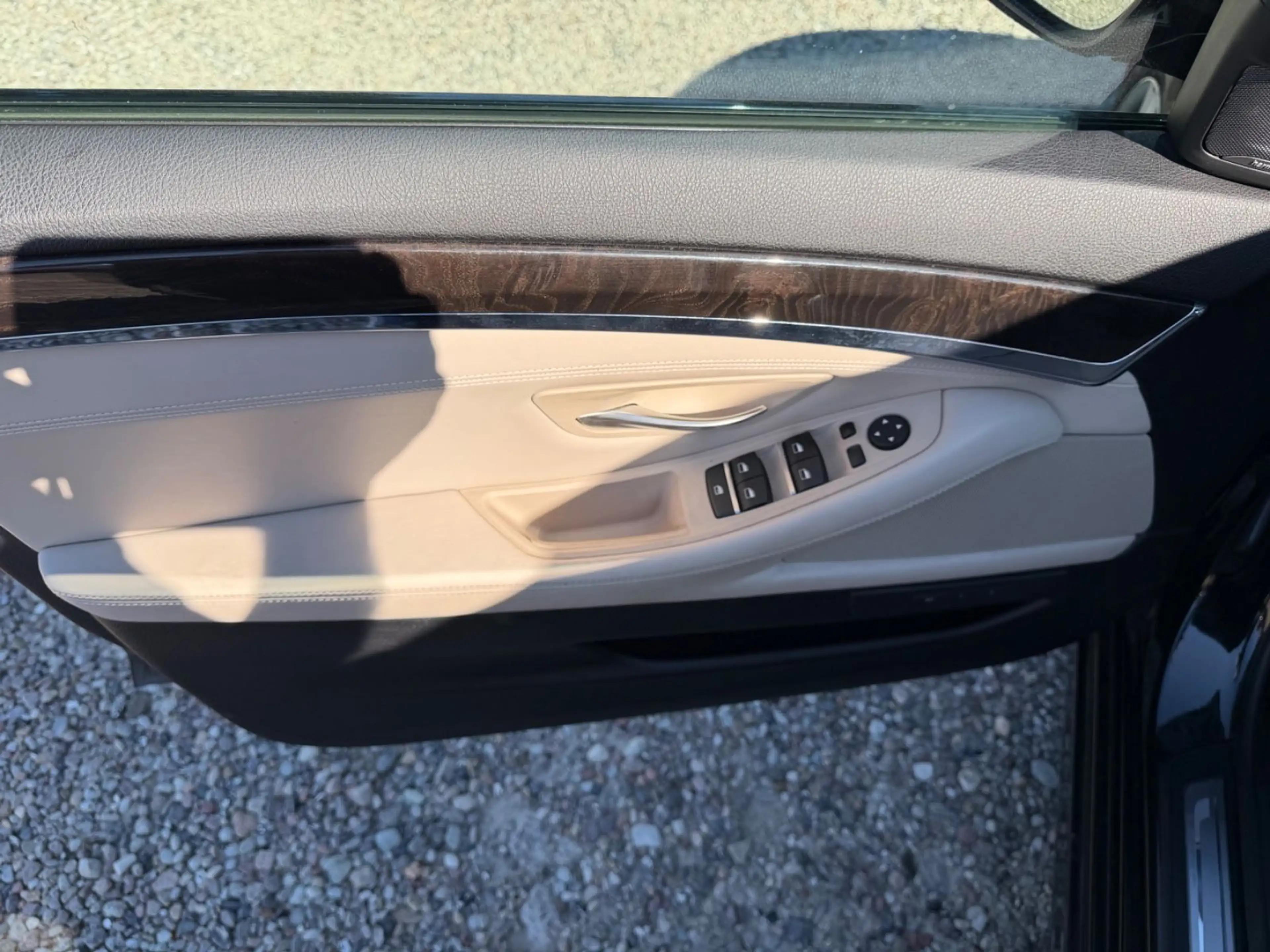BMW 535 5 Touring 535 d xDrive — photo 8