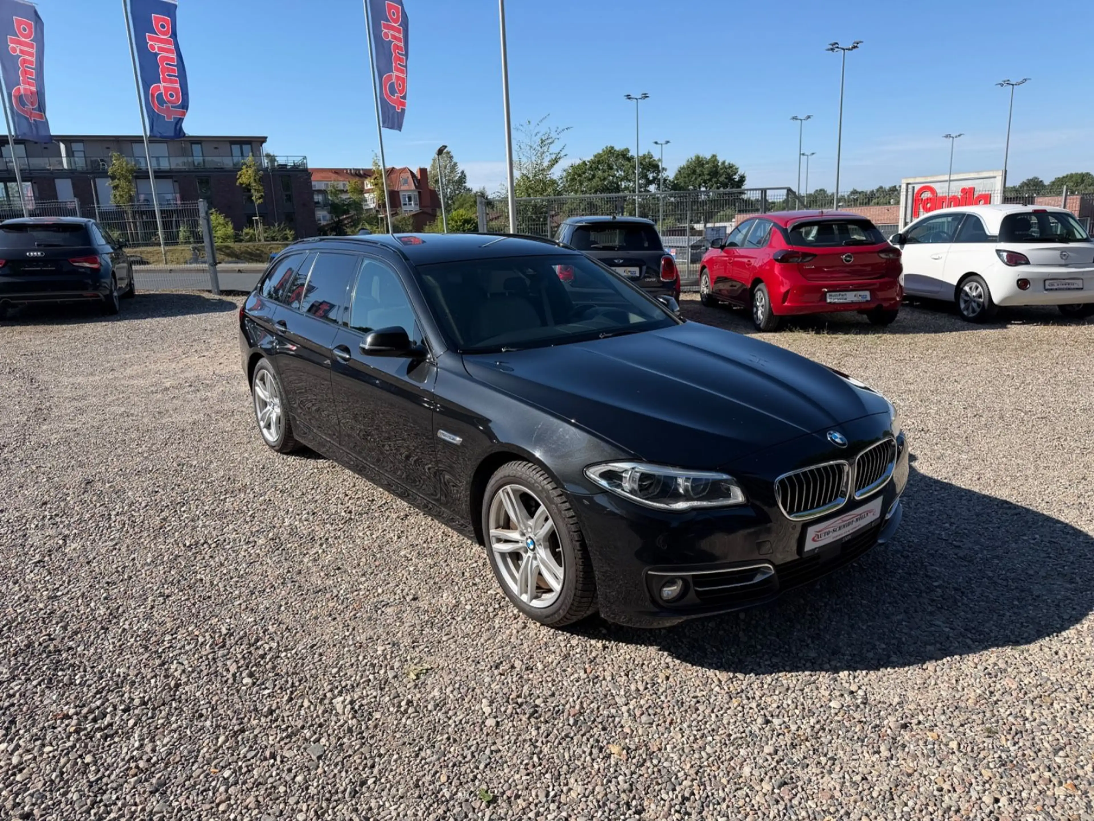 BMW 535 5 Touring 535 d xDrive — photo 2