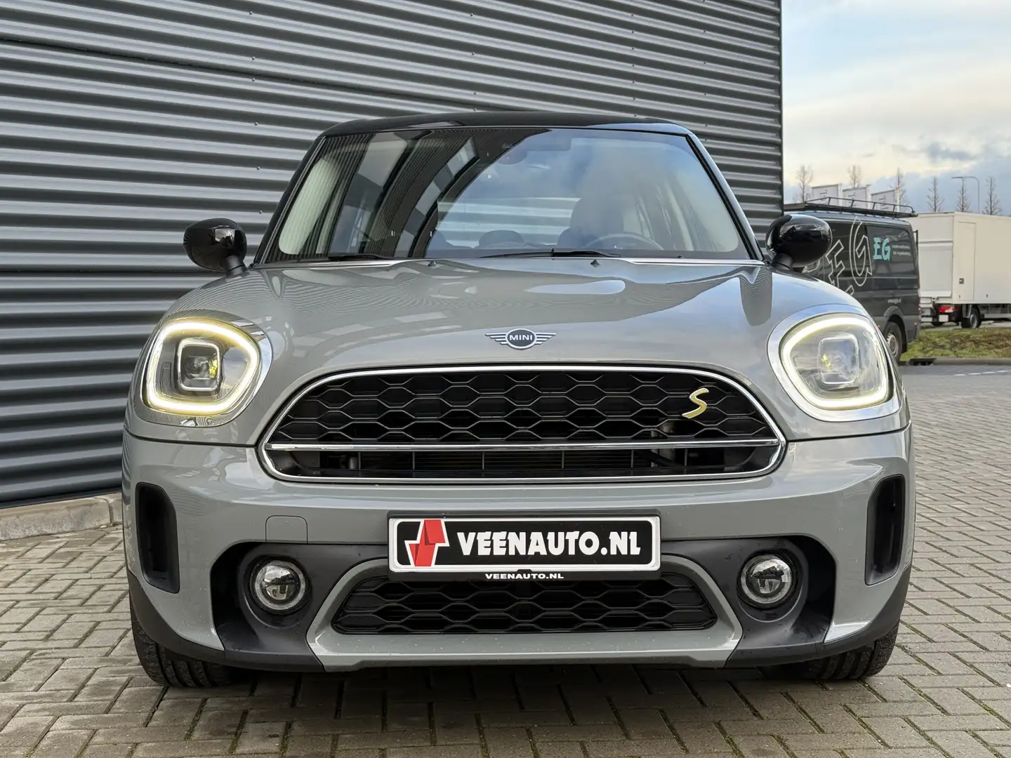 MINI Cooper SE Countryman 2.0 ALL4 Camera/Navi/LED Szary - 2