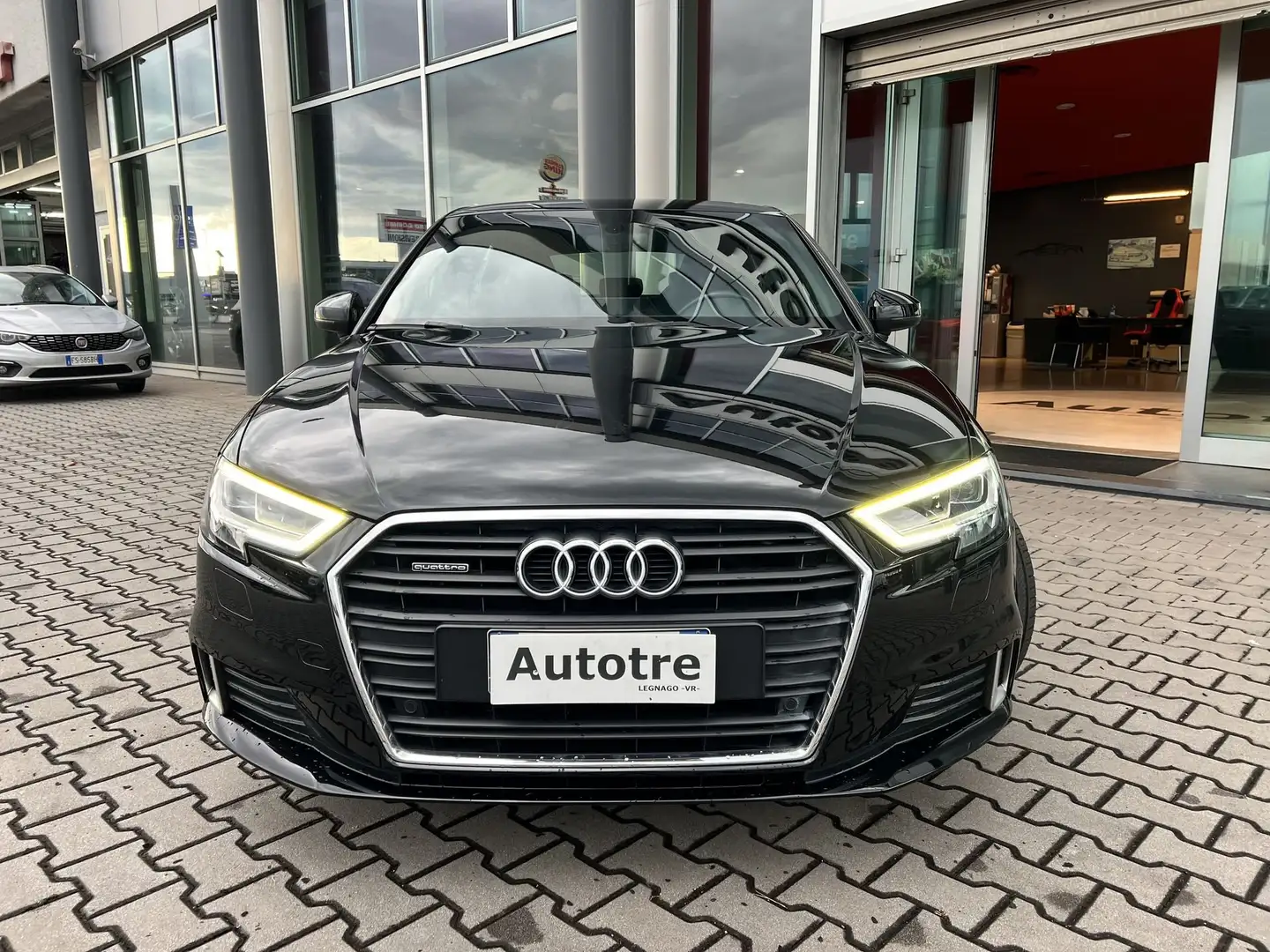 Audi A3 SPB 2.0 TFSI quattro S tronic Sport   S-line Nero - 2