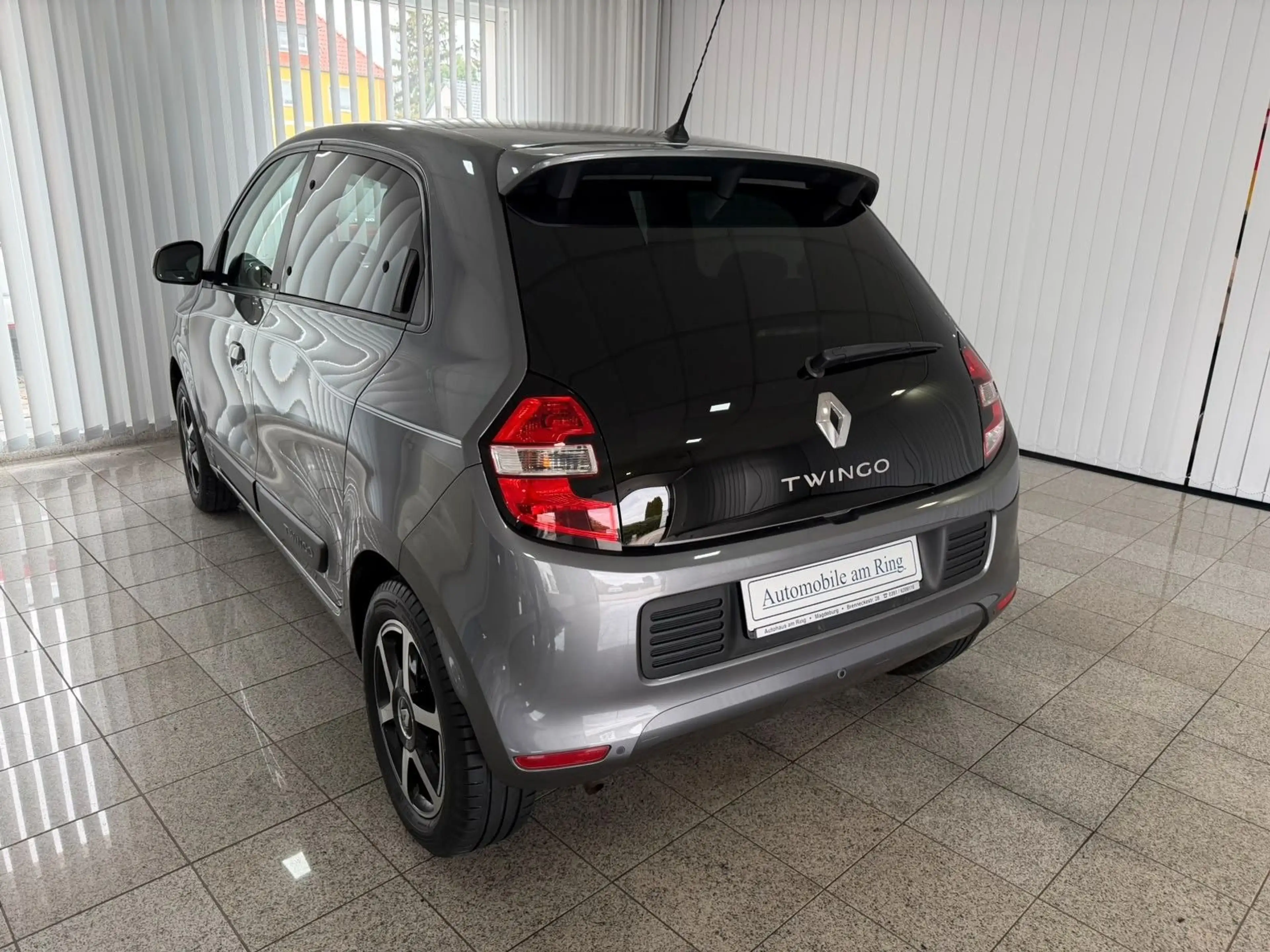 Renault Twingo Limited Klima Sitzheizung Service neu — photo 8