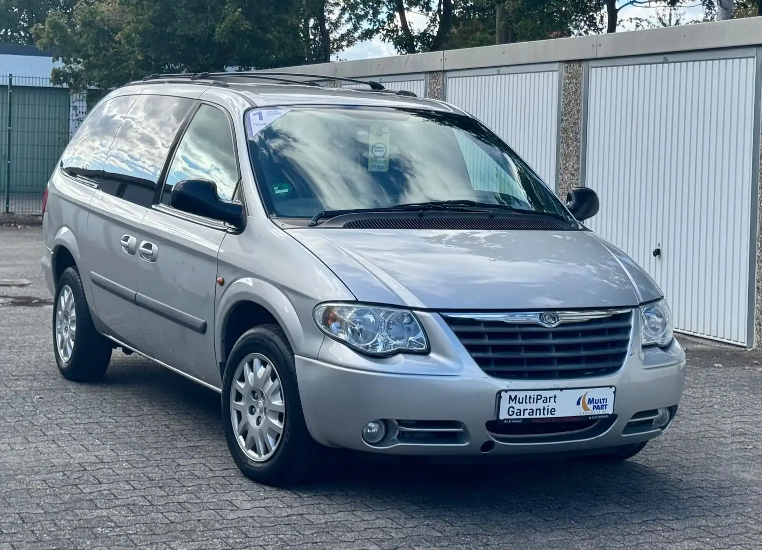 Chrysler Grand Voyager 2.8 CRD Autom. Argent - 1