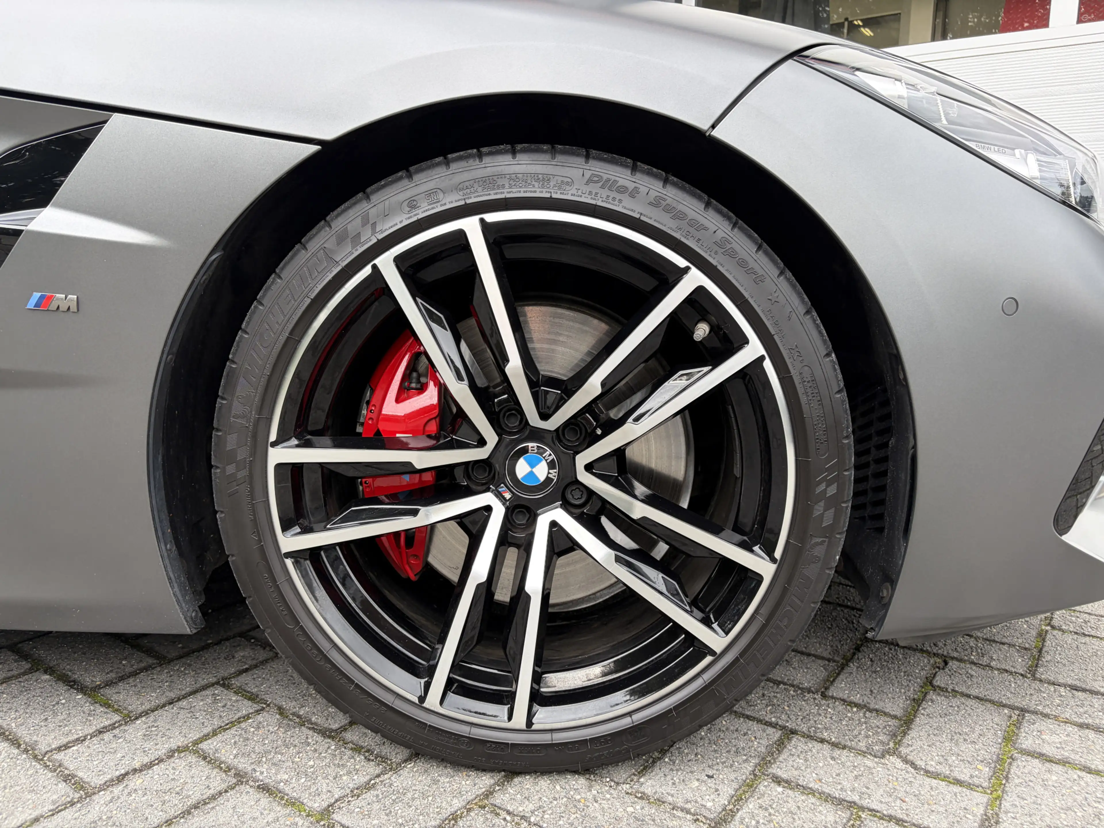 BMW Z4 Roadster M40i High Executive Frozen Grey 16.637 km — photo 43
