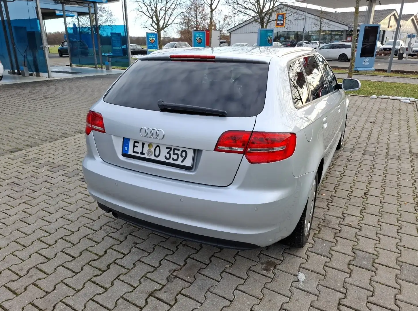 Audi A3 1.6 TDI Ambiente Grau - 2