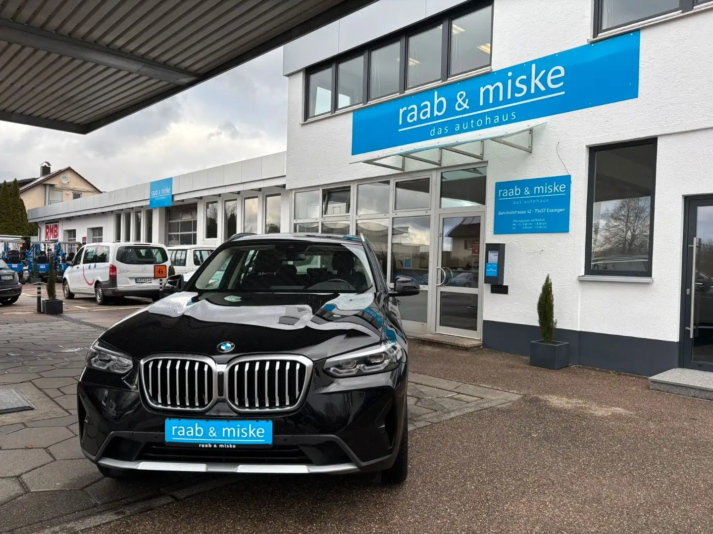 BMW X3 xDrive 20d*LED/Kamera/Navi/Live Cockpit Plus* Noir - 1