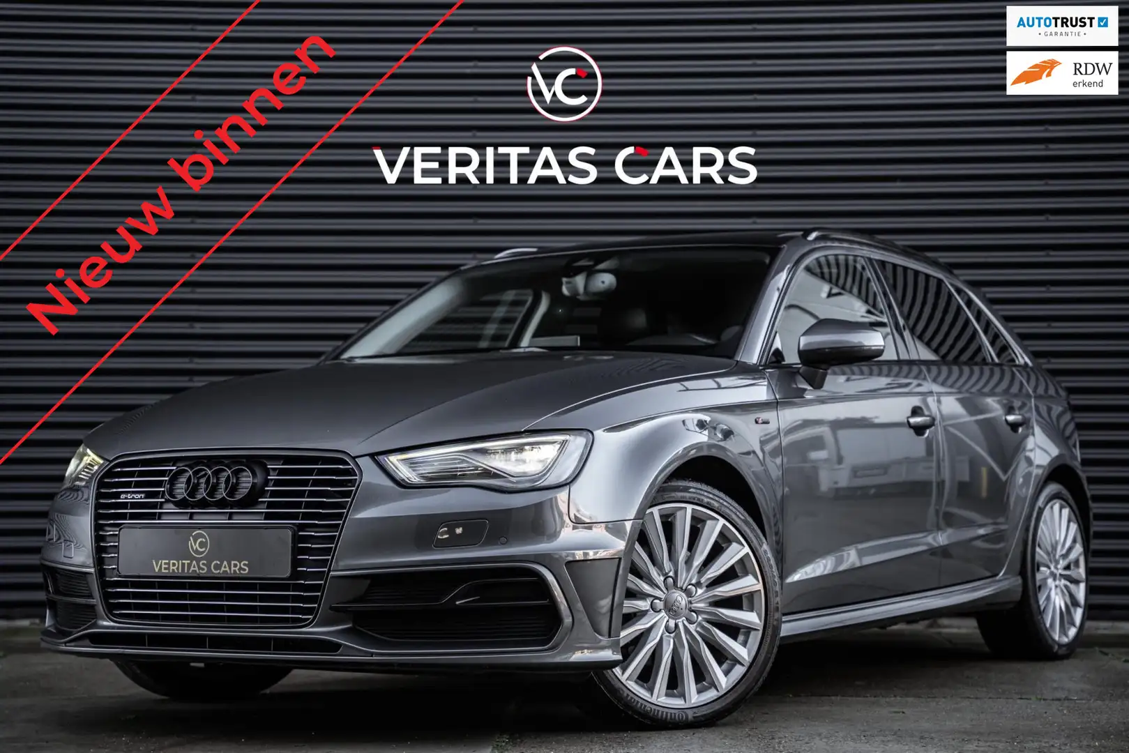 Audi A3 Sportback 1.4 e-tron PHEV Ambition S-Line plus 204 Grijs - 1