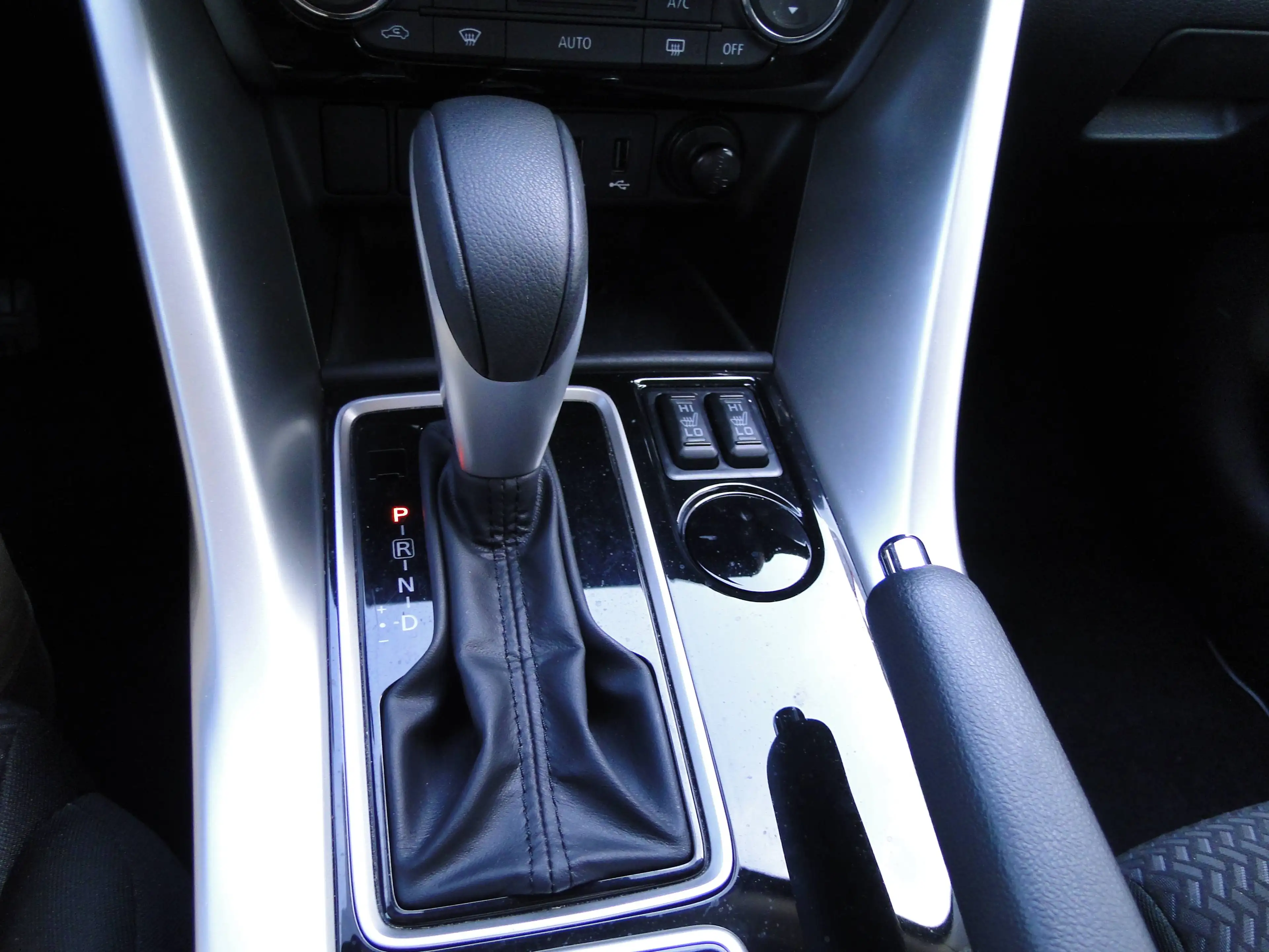 Mitsubishi Eclipse Cross Eclipse Cross 1.5T 2WD Intense CVT — photo 14