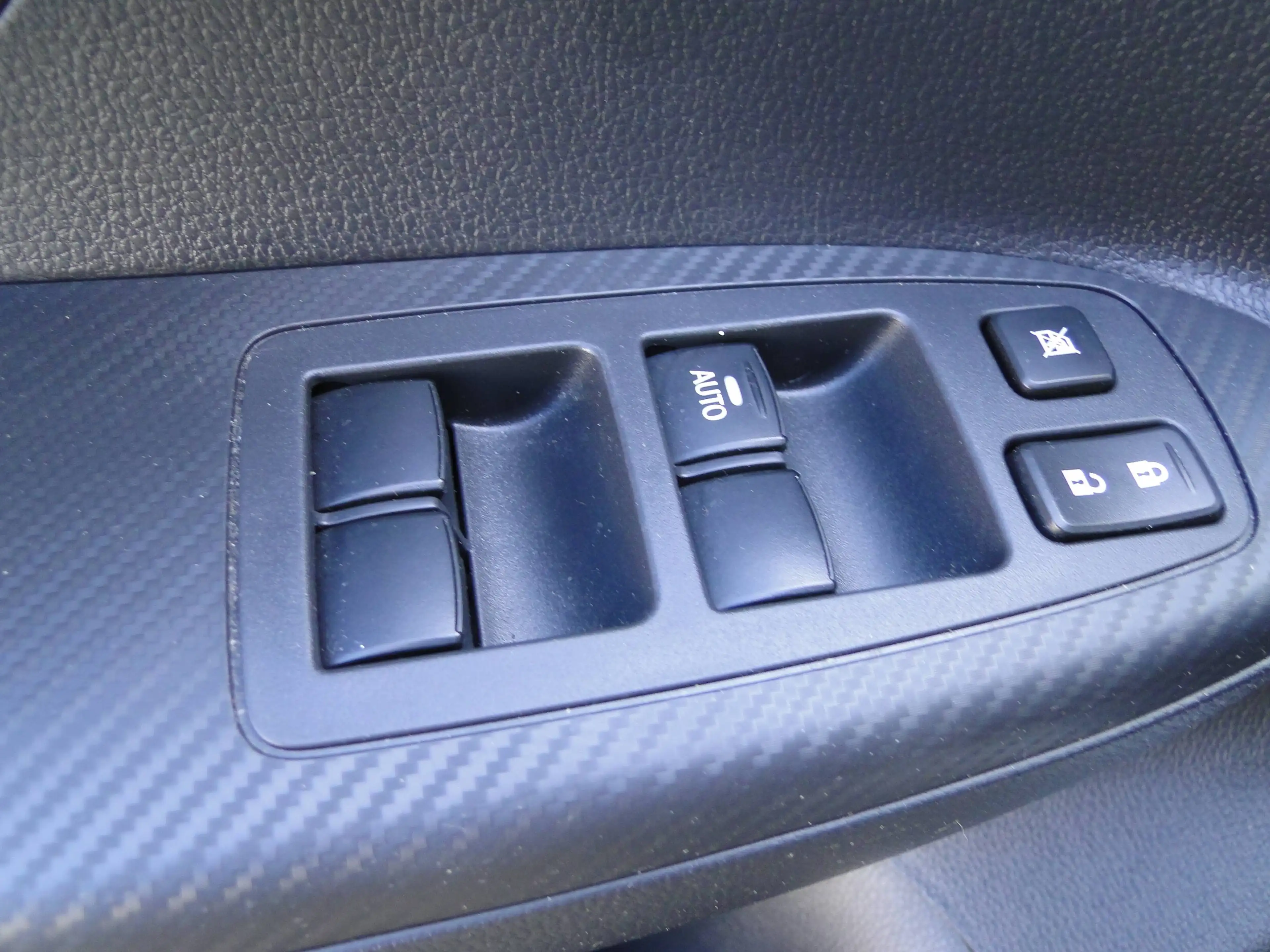 Mitsubishi Eclipse Cross Eclipse Cross 1.5T 2WD Intense CVT — photo 11