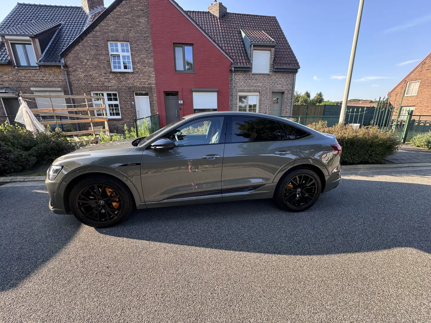 Audi e-tron e-tron Sportback 55 quattro S line Gris - 1