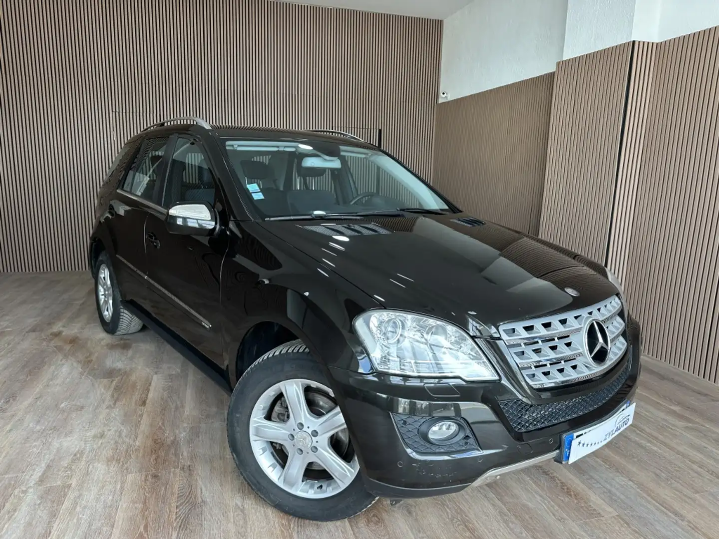 Mercedes-Benz ML 320 320CDI 4M Aut. Чорний - 1