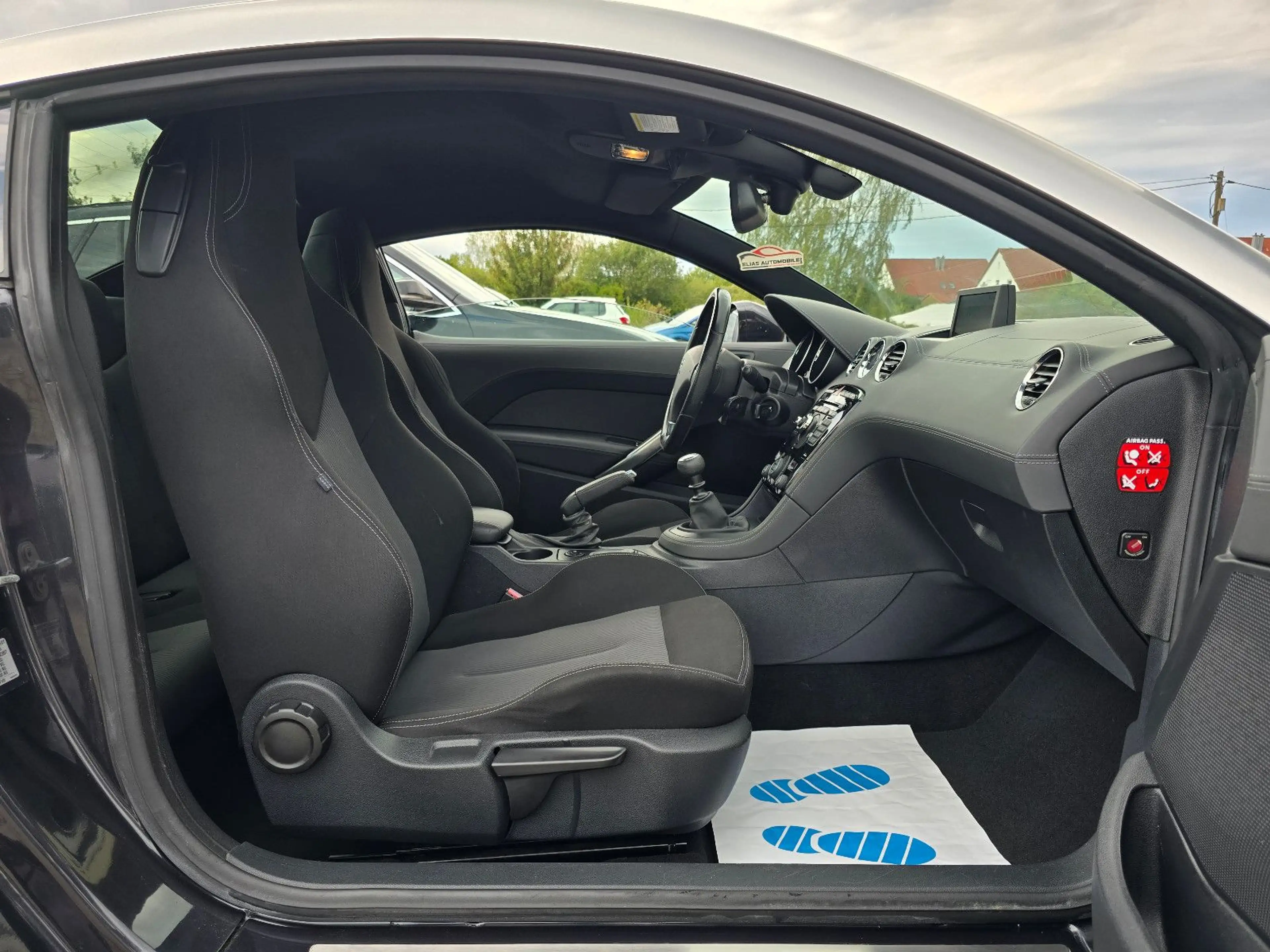Peugeot RCZ Basis — photo 12
