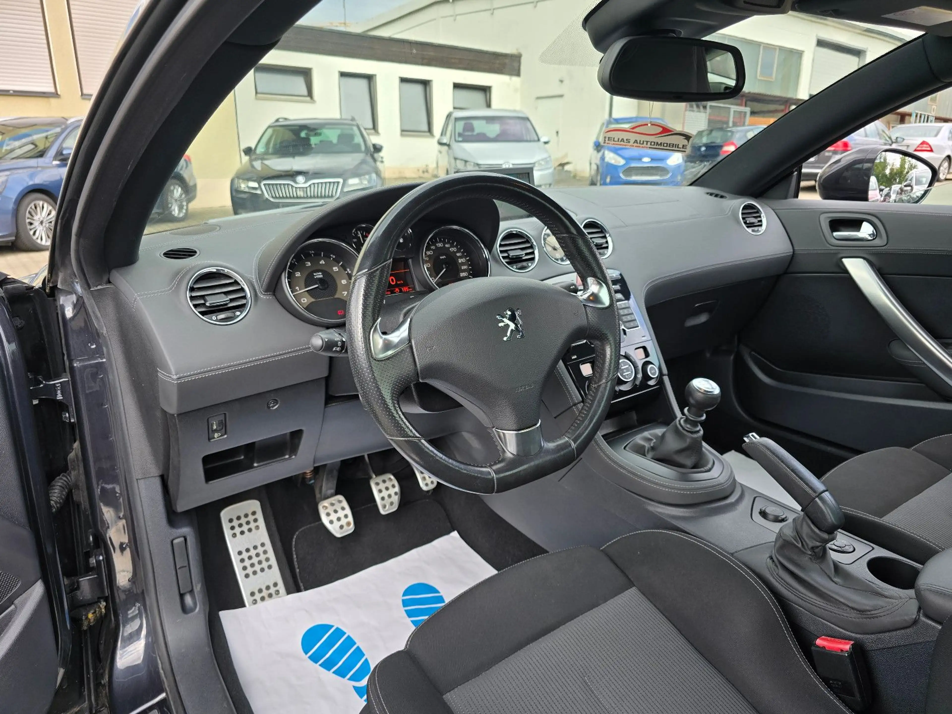 Peugeot RCZ Basis — photo 10