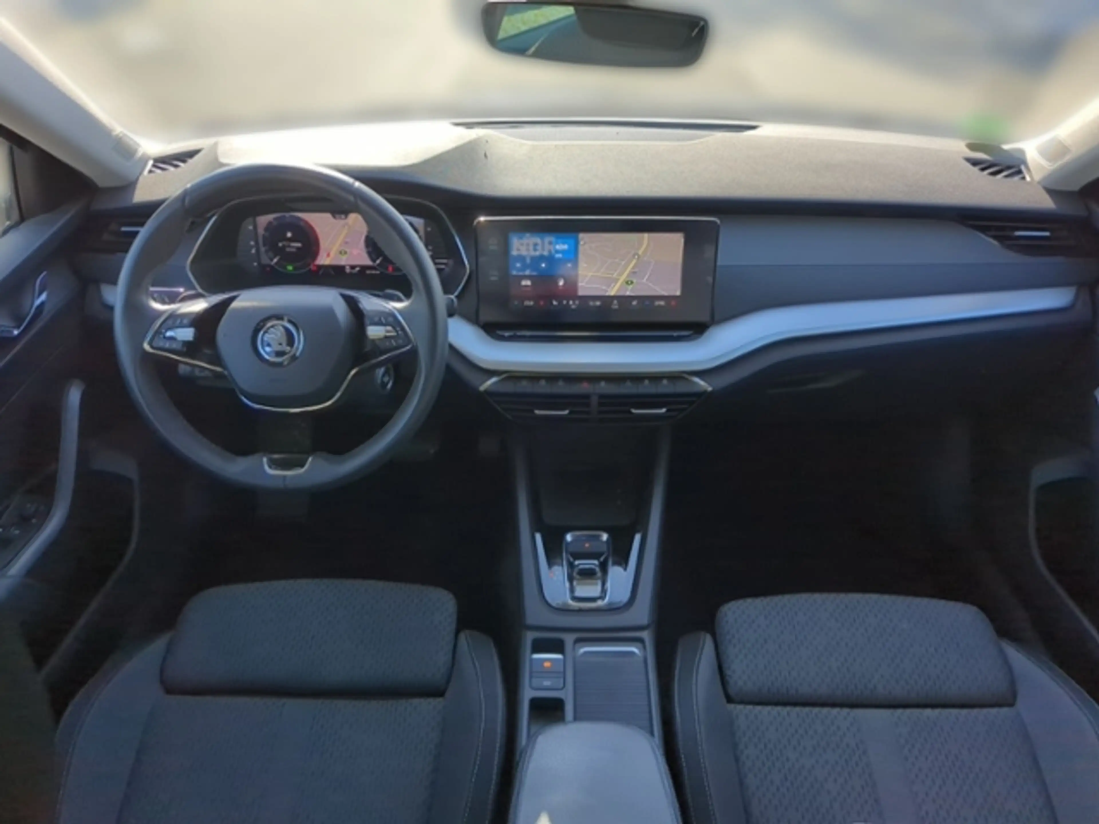 Skoda Octavia Combi 2.0 TDI DSG Clever NAV AHK STANDHZG — photo 13
