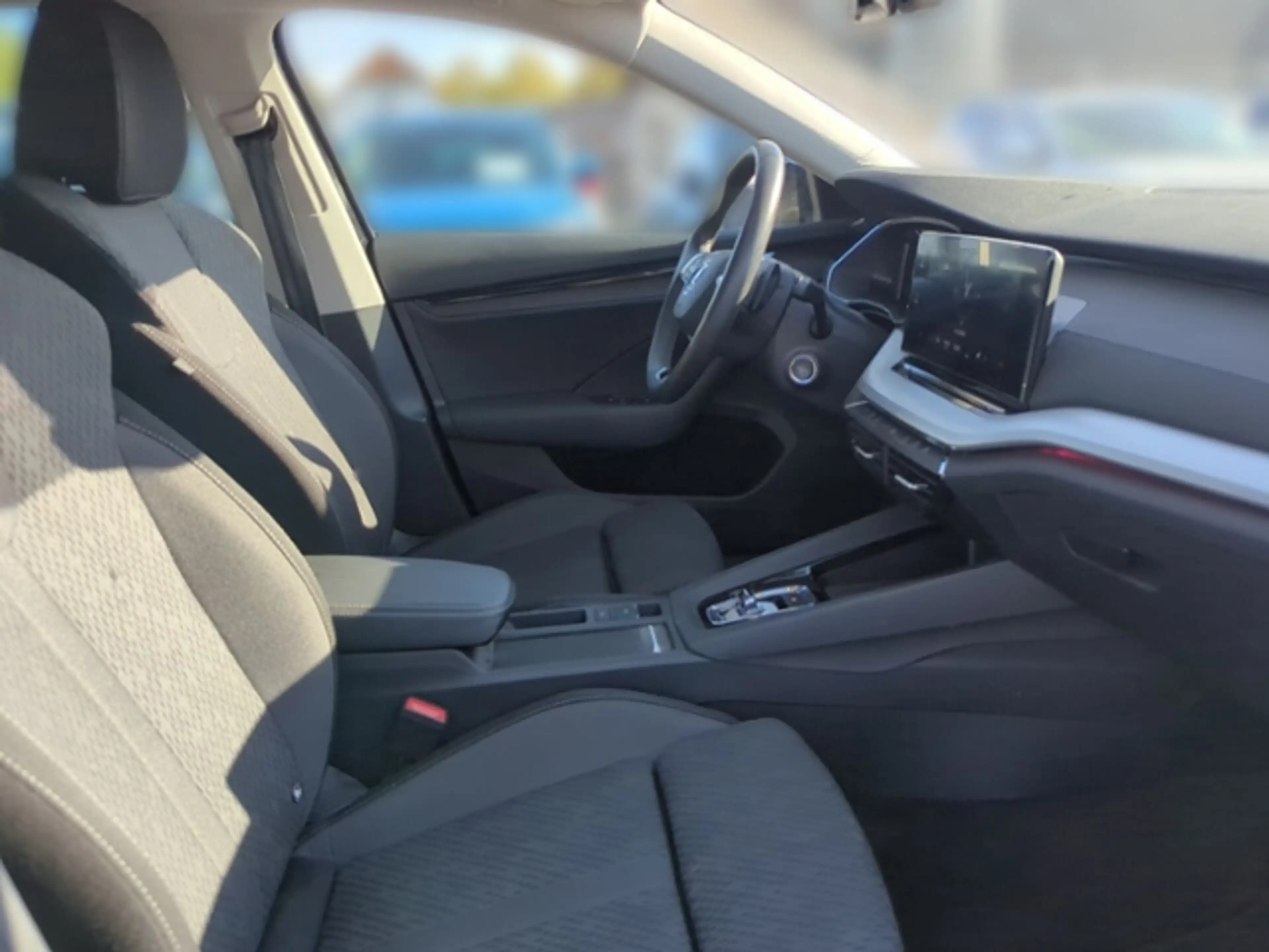 Skoda Octavia Combi 2.0 TDI DSG Clever NAV AHK STANDHZG — photo 9