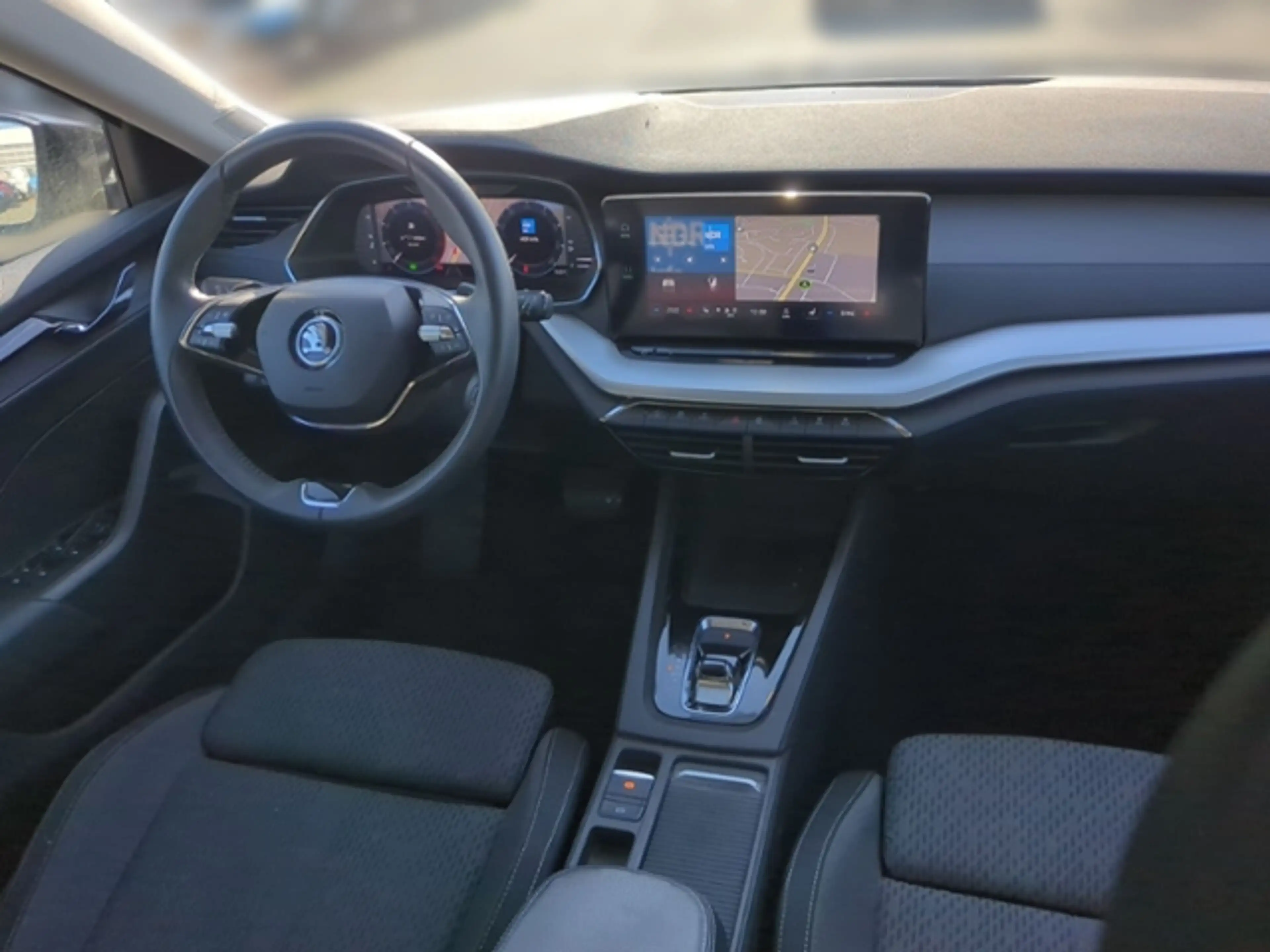 Skoda Octavia Combi 2.0 TDI DSG Clever NAV AHK STANDHZG — photo 12