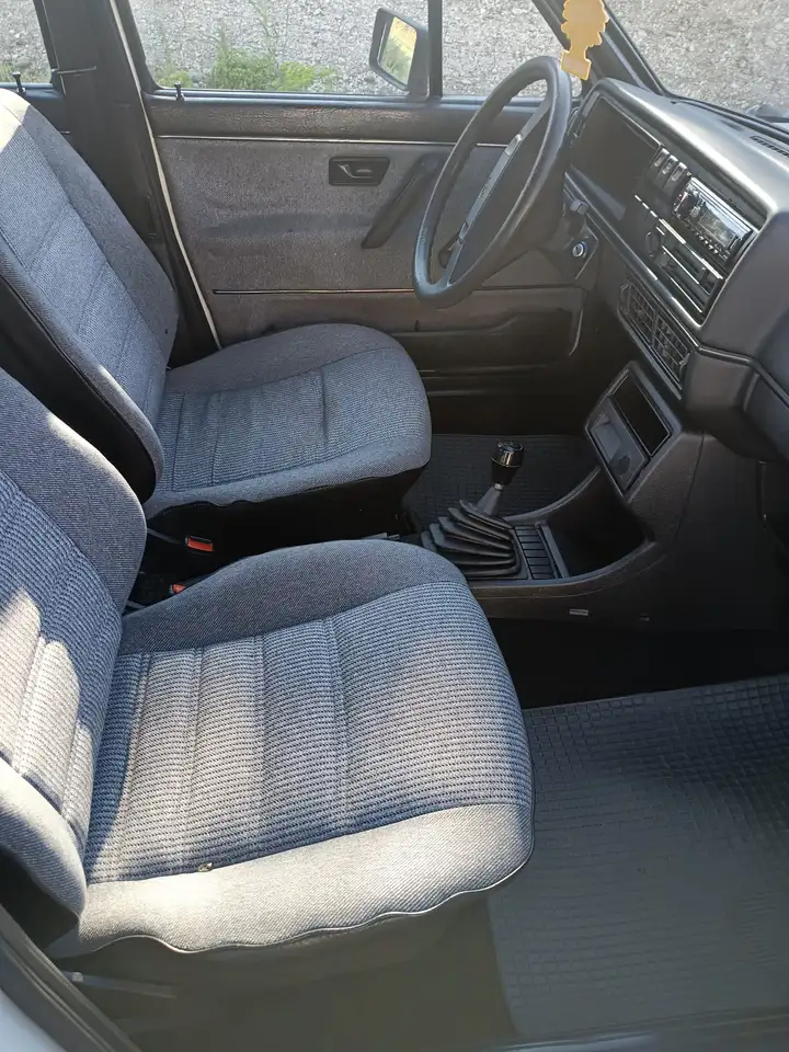Volkswagen Golf 1050 GL, foto 1