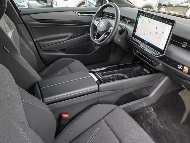 Volkswagen Id.7 view 8