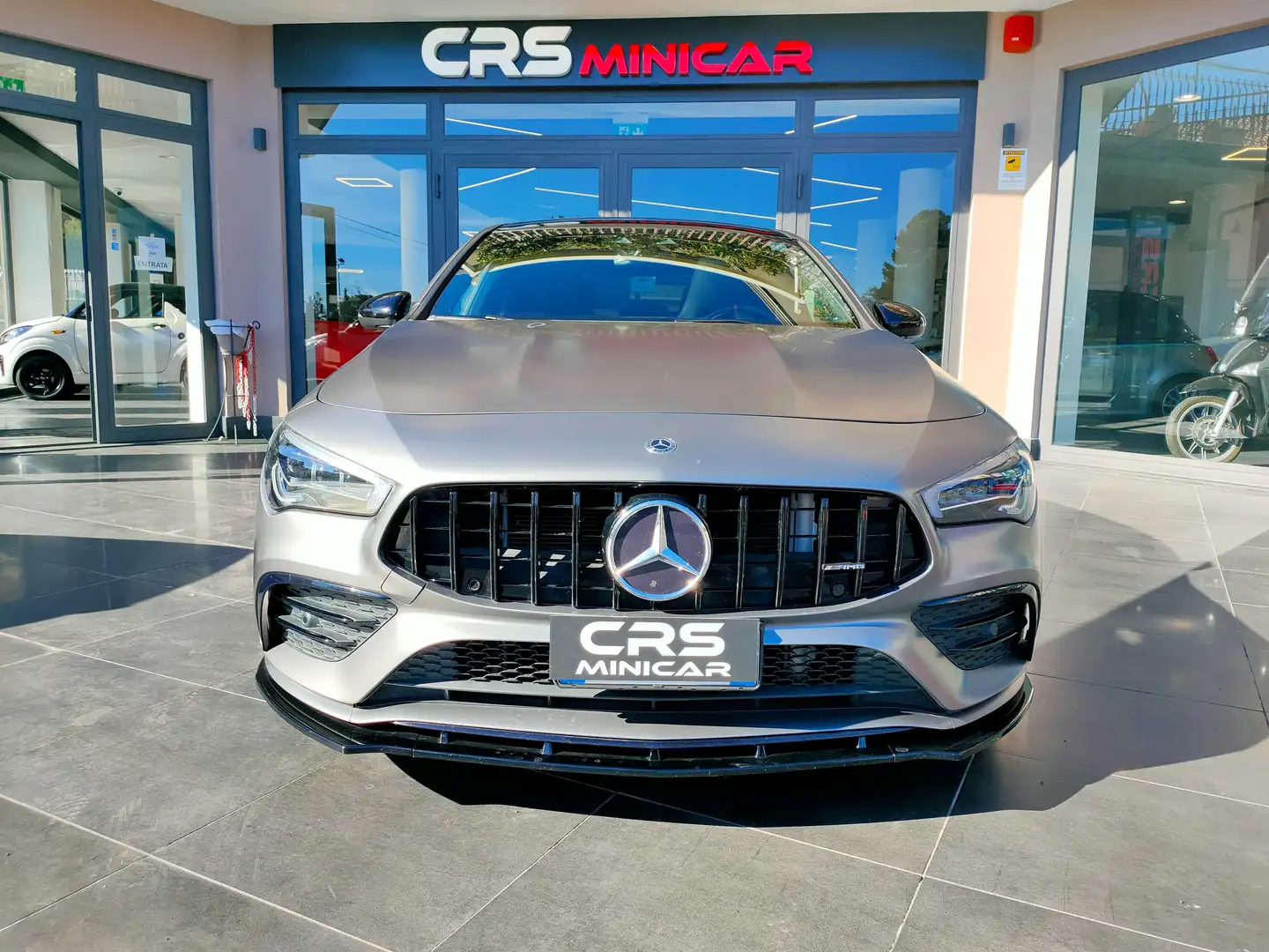 Mercedes-Benz CLA 35 AMG 4Matic Grigio - 2
