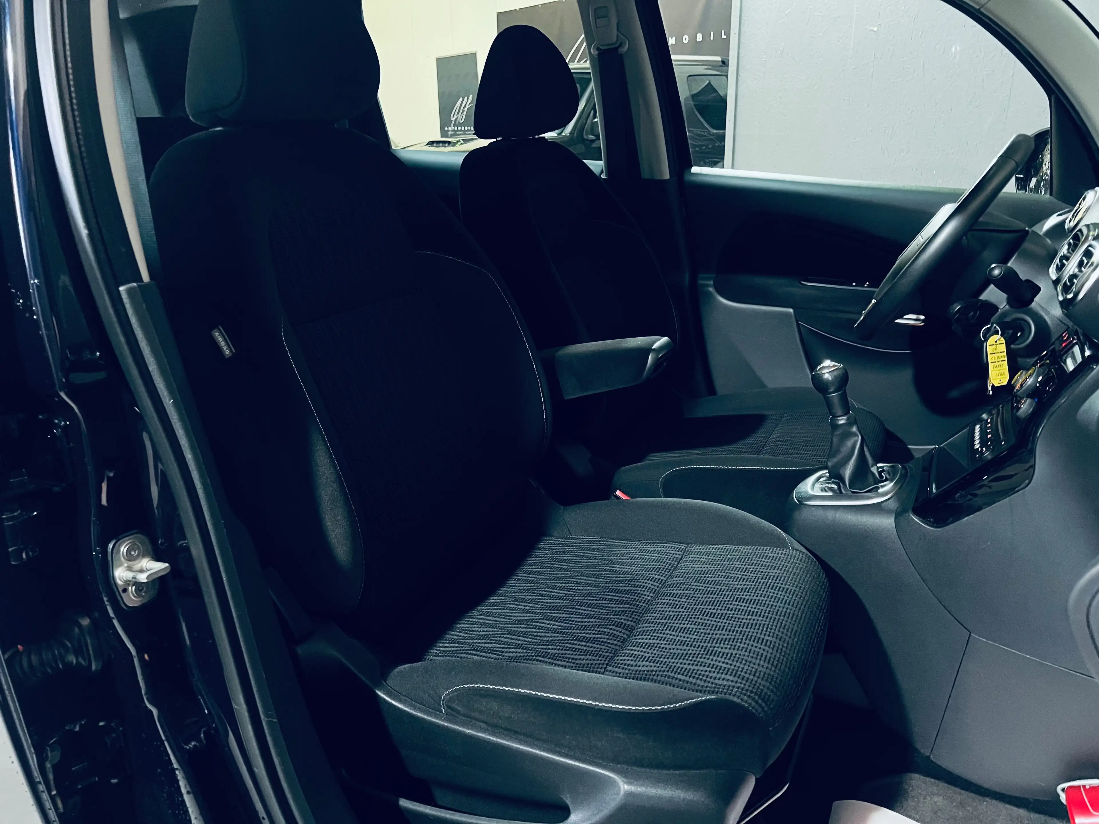 Citroen C3 Picasso 1.6 HDi **CLIMATISATION**BLUETOOTH**CRUISE** — photo 9