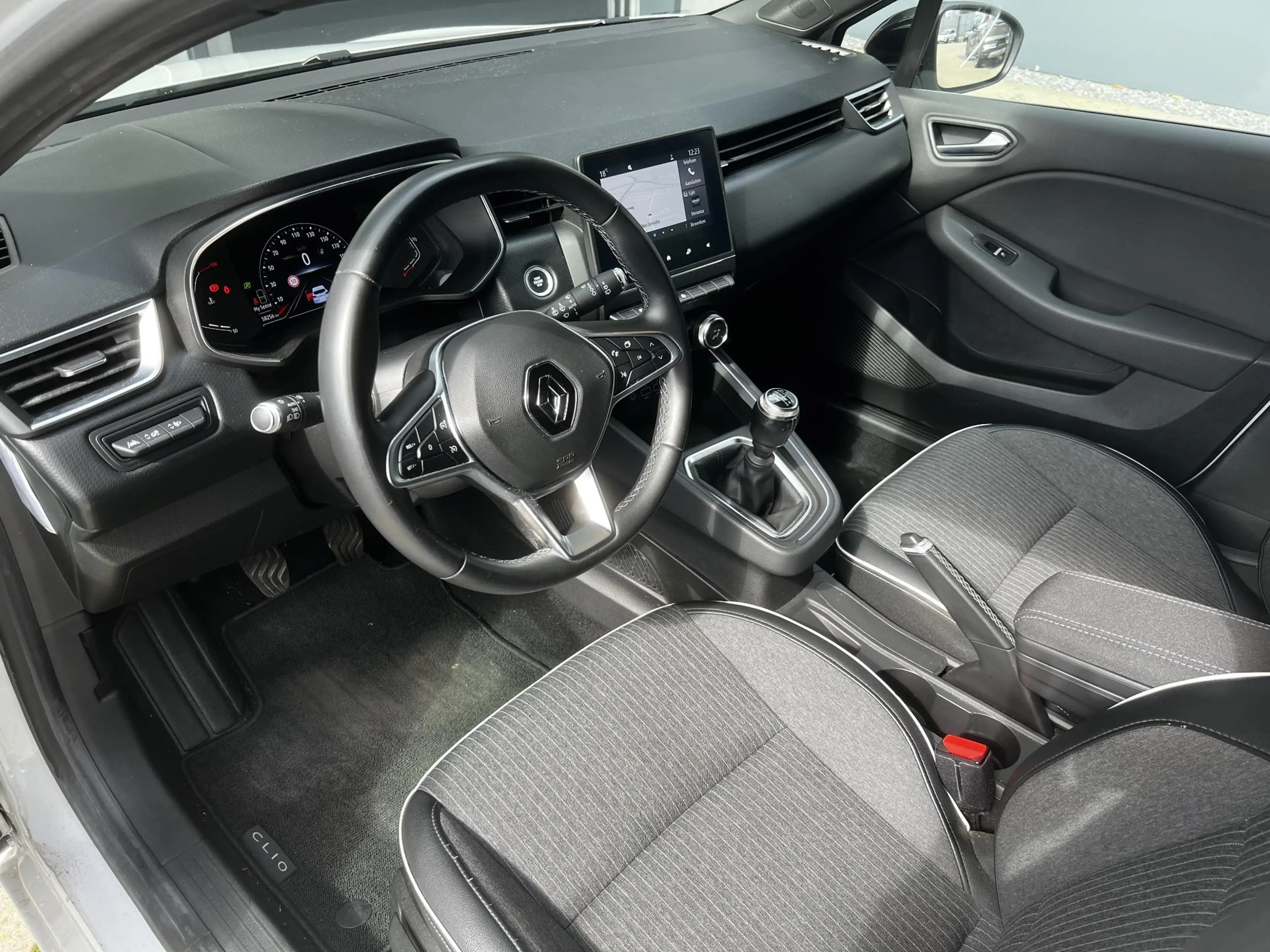Renault Clio 1.0 TCe Intens | AppleCarPlay | Achteruitrij camer — photo 25