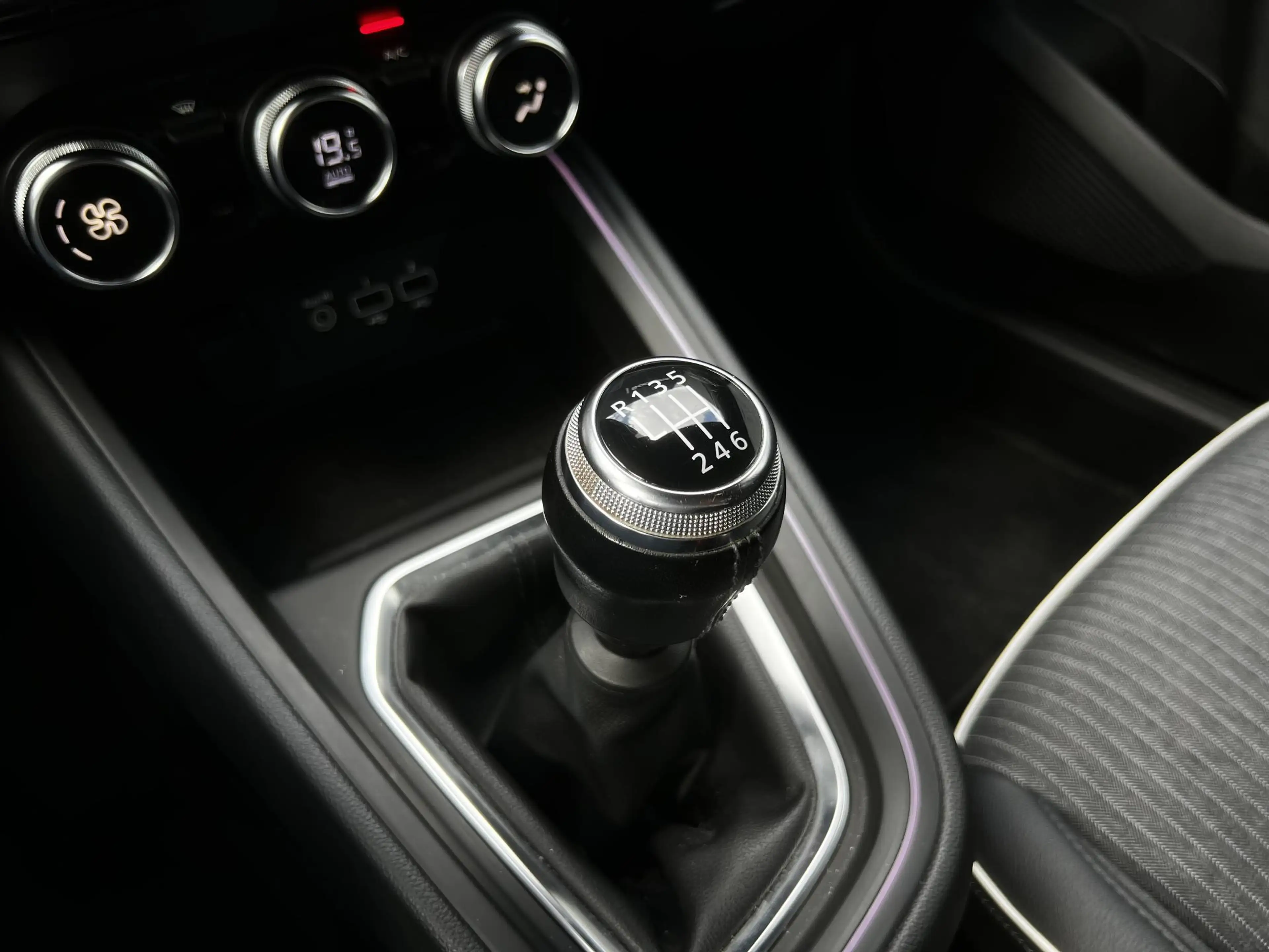 Renault Clio 1.0 TCe Intens | AppleCarPlay | Achteruitrij camer — photo 24