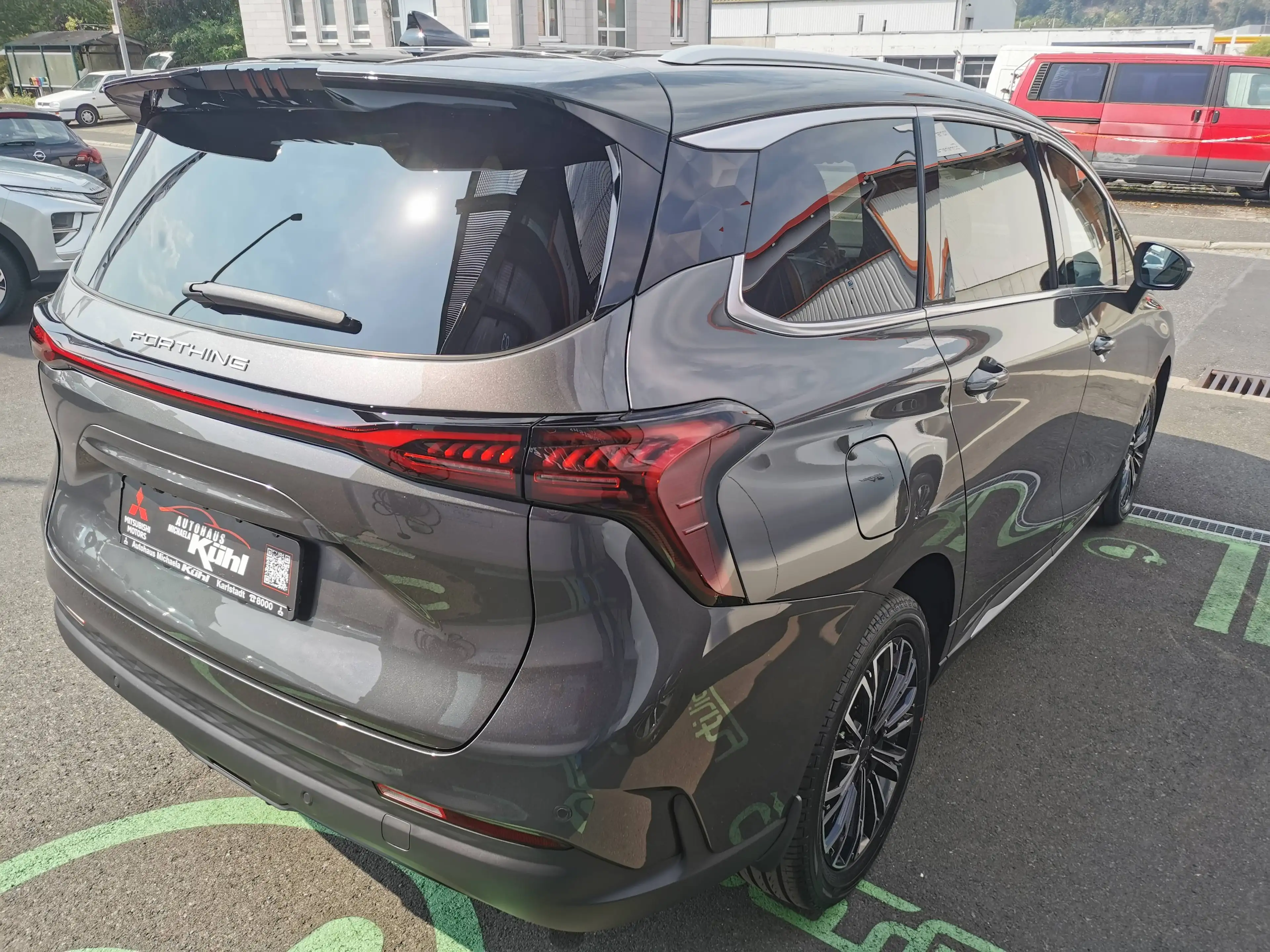 DFM Forthing 4 DFM Forthing 4 PHEV  7 Sitzer - 3 Jahre Garantie — photo 6