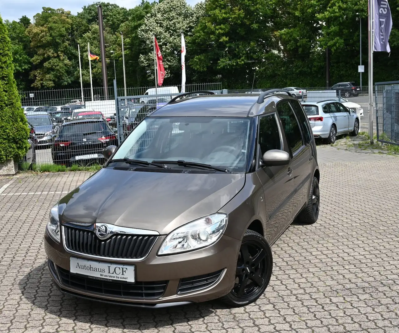 Skoda Roomster 1.2 TSI Ambition Plus Edition Sitzhz. Brun - 2