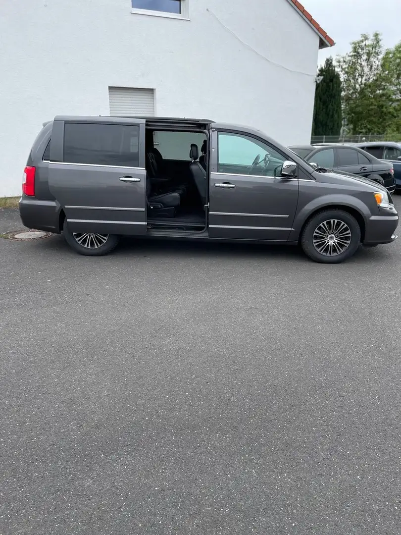 Lancia Voyager S,Zahnriemen, TÜV, Insp. neu ab 89€ mtl. Серый - 2