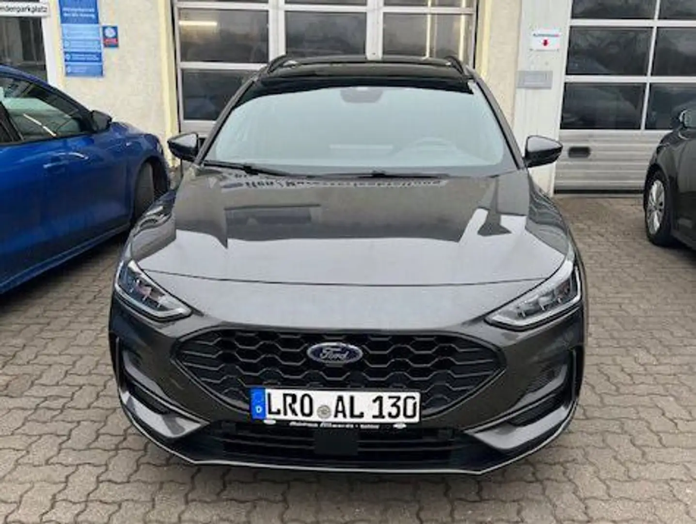Ford Focus ST-Line X Grau - 1