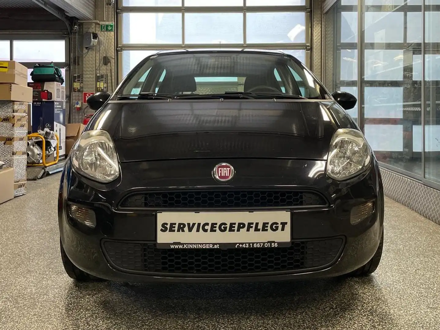 Fiat Punto Punto 1,2 69 Easy Easy Schwarz - 2