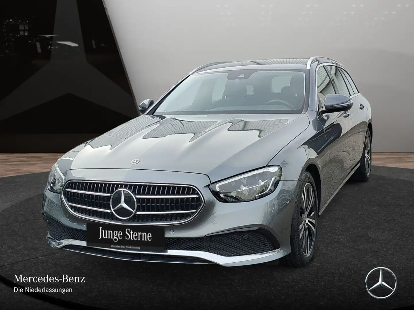 Mercedes-Benz E 400 d T 4M AVANTG+LED+STHZG+KAMERA+TOTW+9G Grau - 2