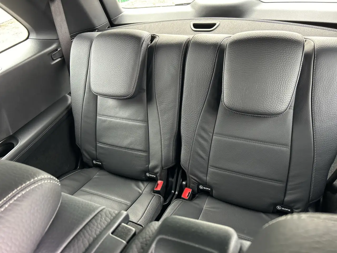 Mercedes-Benz GLS снимка Mercedes-Benz GLS