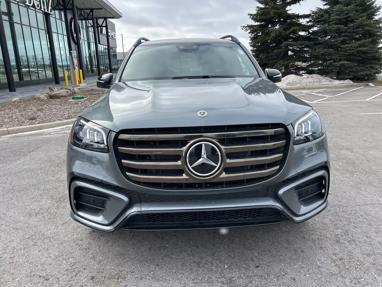 Mercedes-Benz GLS снимка Mercedes-Benz GLS