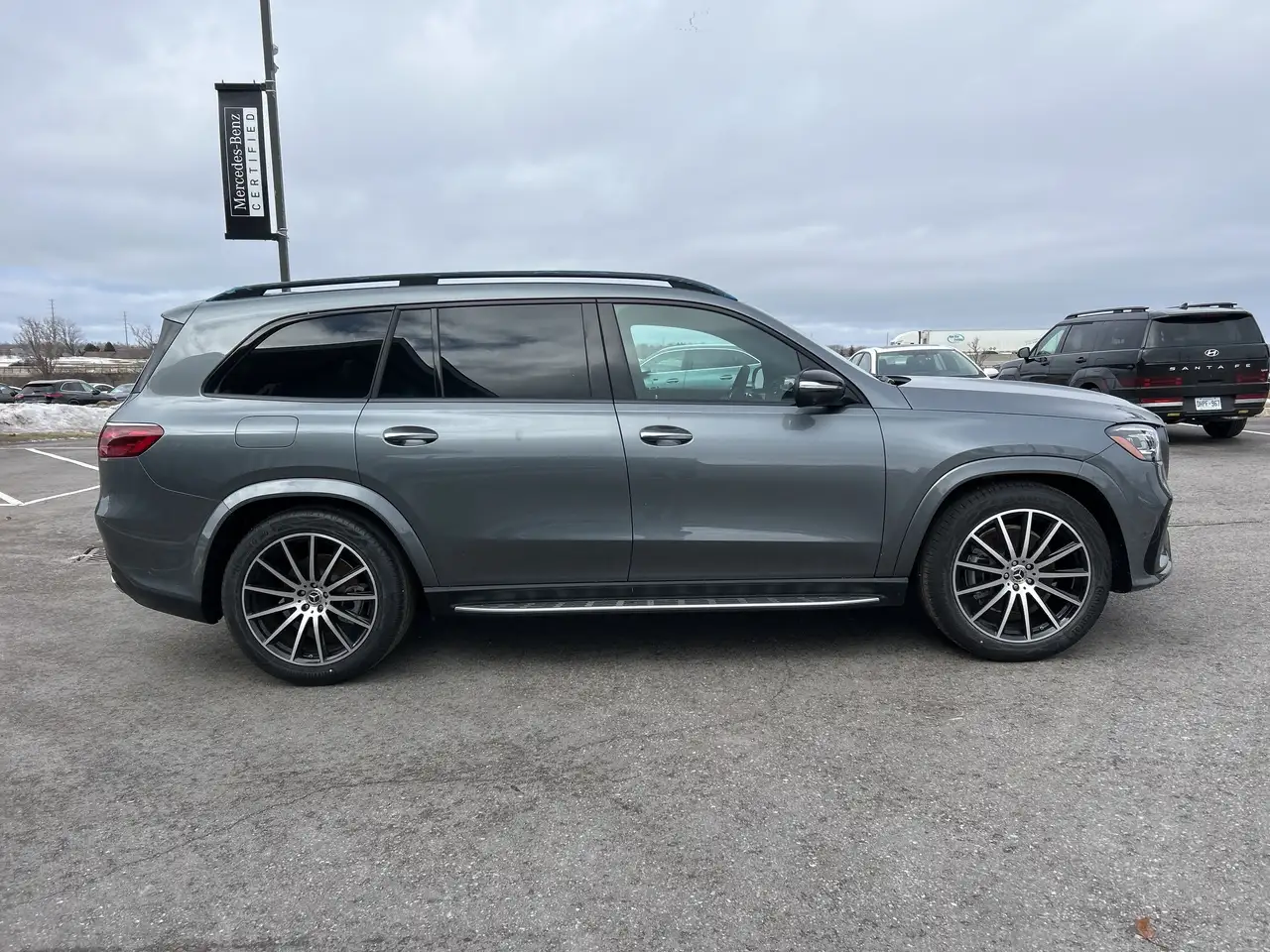 Mercedes-Benz GLS снимка Mercedes-Benz GLS