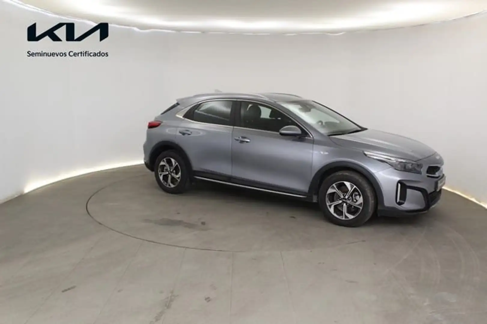 Kia XCeed 1.0 T-GDi Drive Plateado - 2