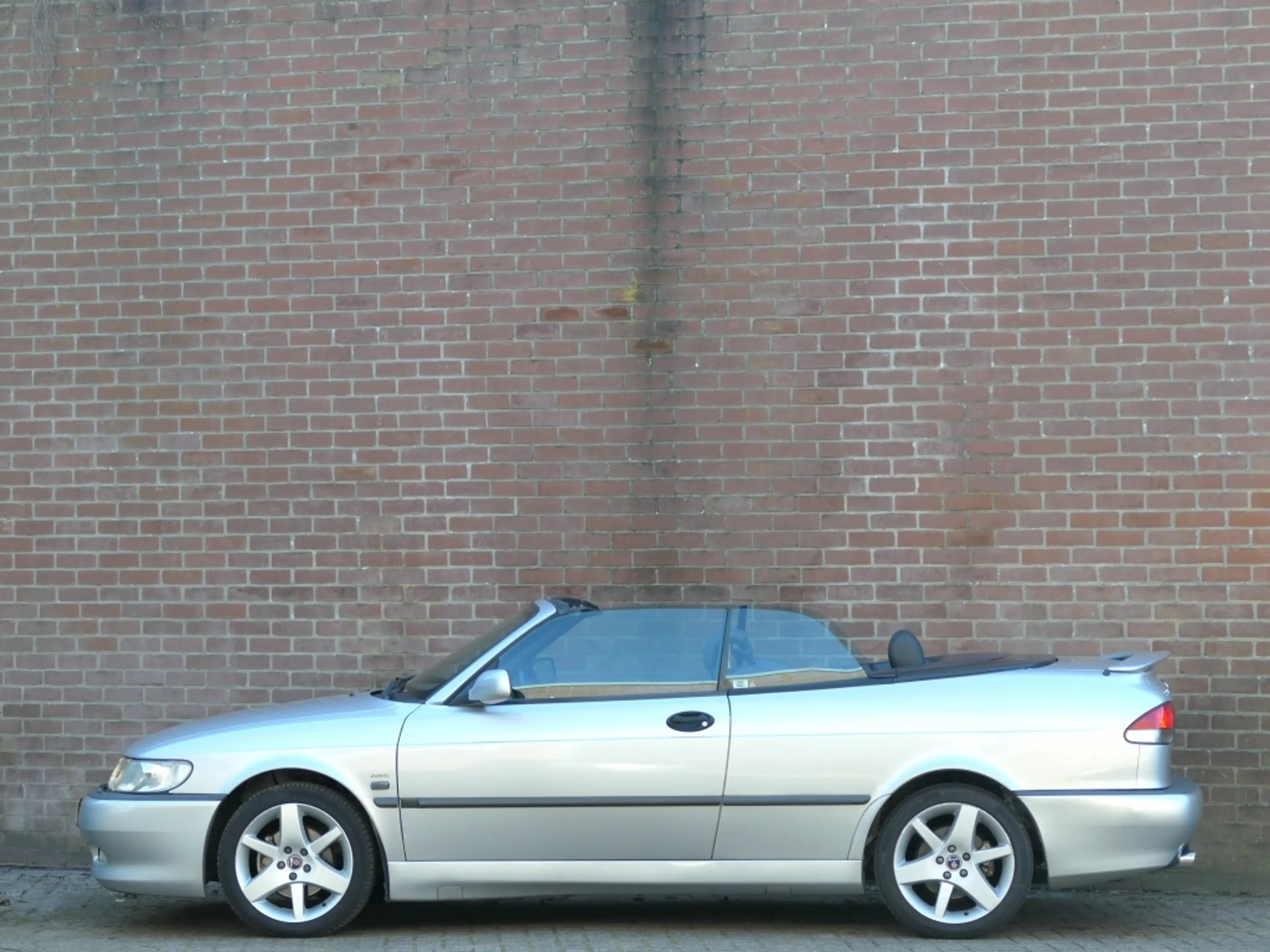 Saab 9-3 Cabrio 2.0 Turbo Aero Leer / Elektrische bestuurde — photo 2